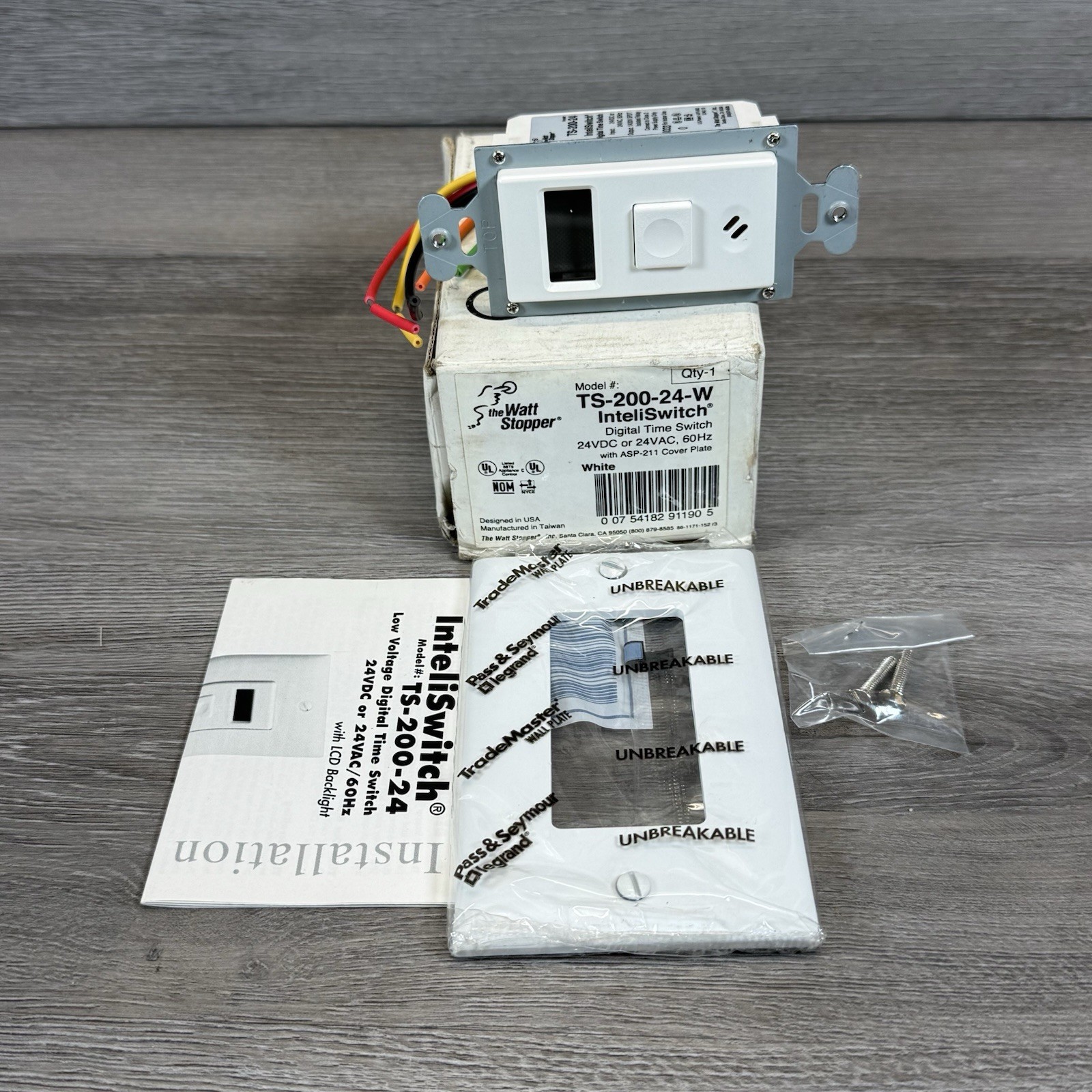 NEW Legrand WattStopper TS-200-24-W Inteliswitch Digital Time Switch 24VDC White