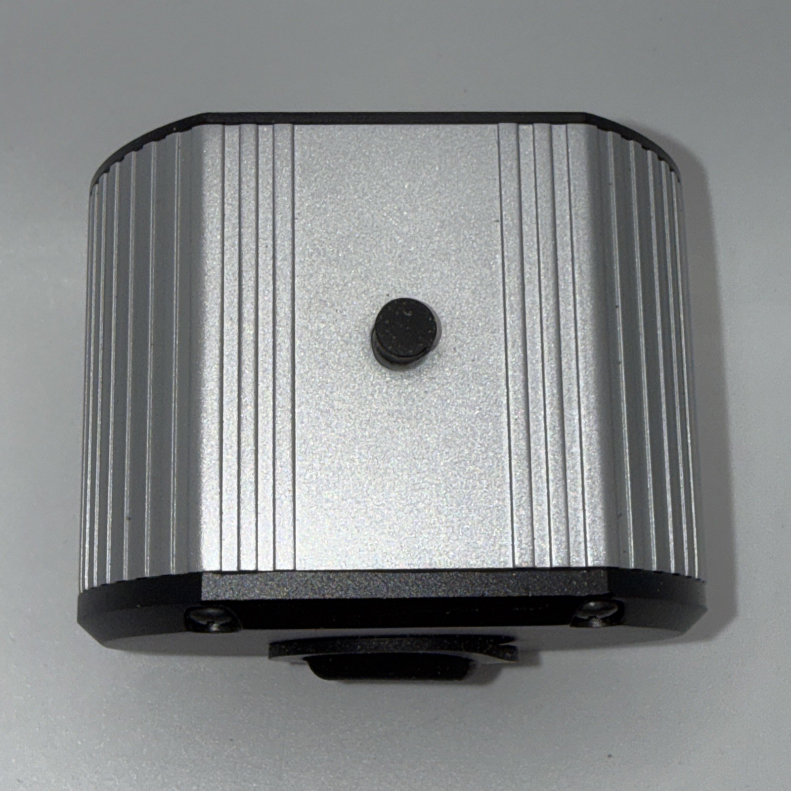 Arecont Vision Mega Video IP Camera AV2100M 2MP Discontinued 1/2” CMOS Sensor