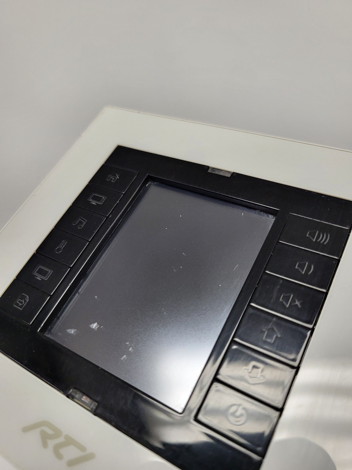 RTI KX2 In-Wall 2.8″ Touch Display Panel Home Controller, Ethernet, PoE