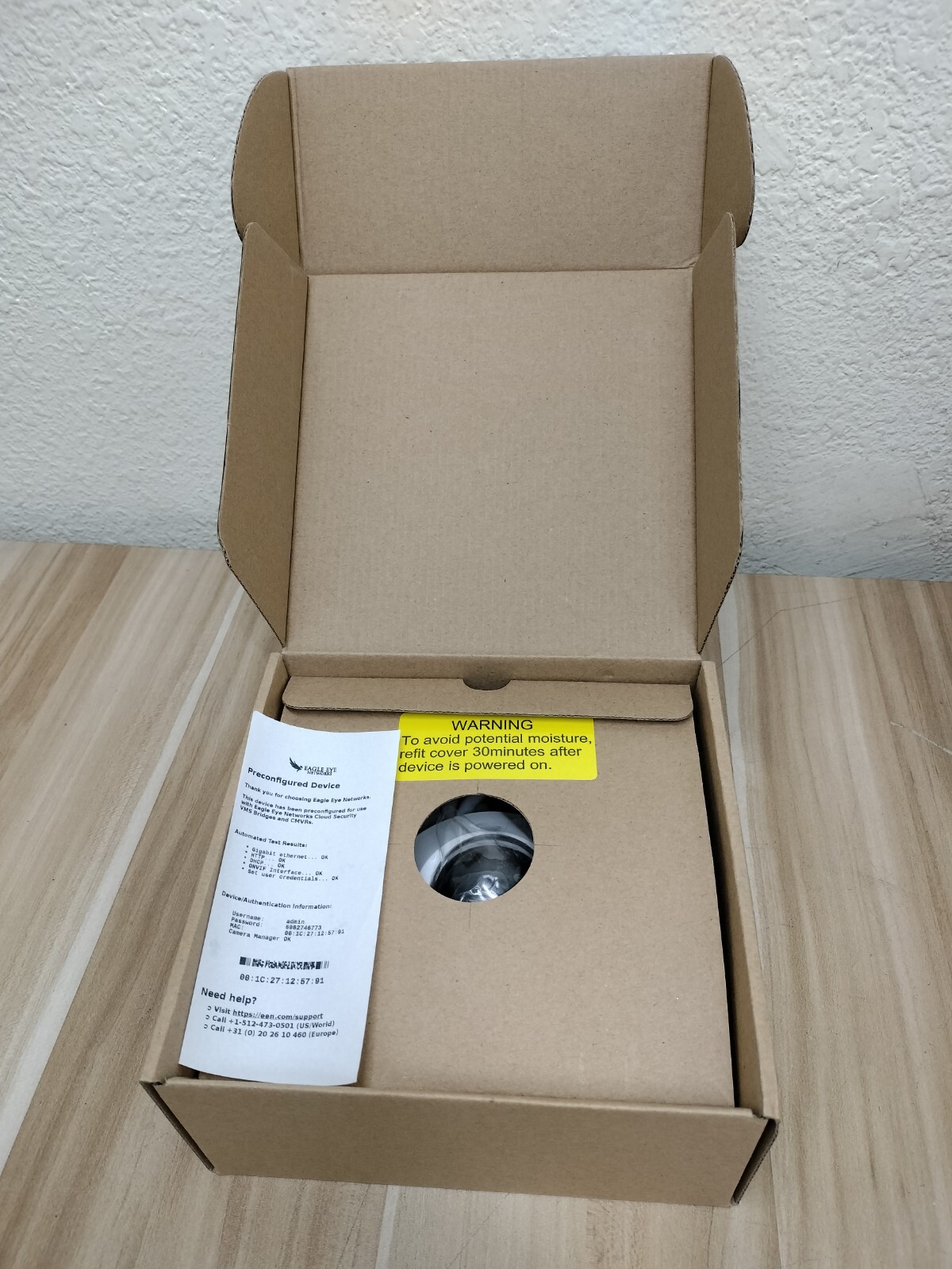 Eagle Eye Networks Digital IP Camera (EN-CDUD-005a) Lens: ZI2.7-12 mm