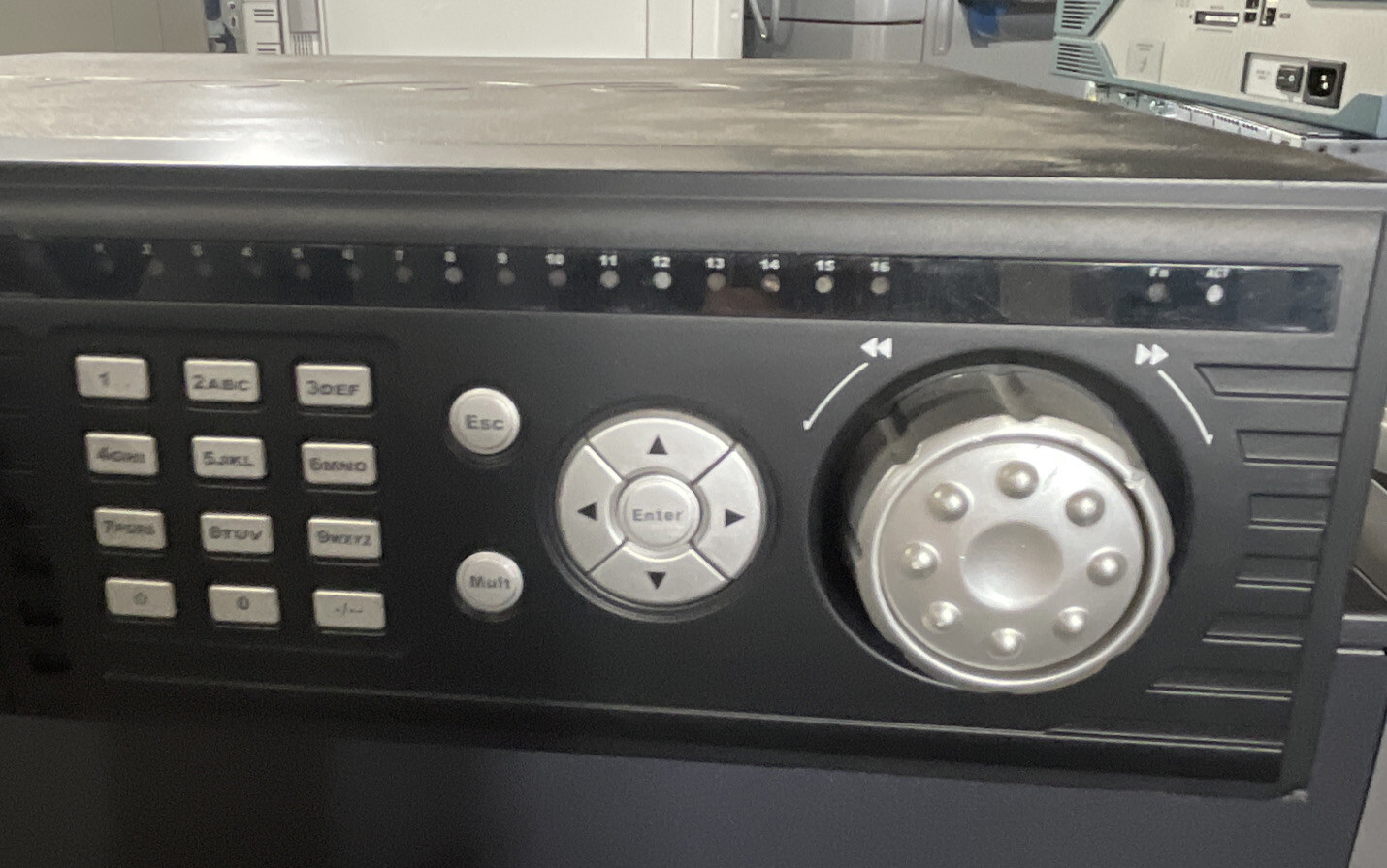Mace Digital Video Recorder DVR800RT3 No Remote Free Ship