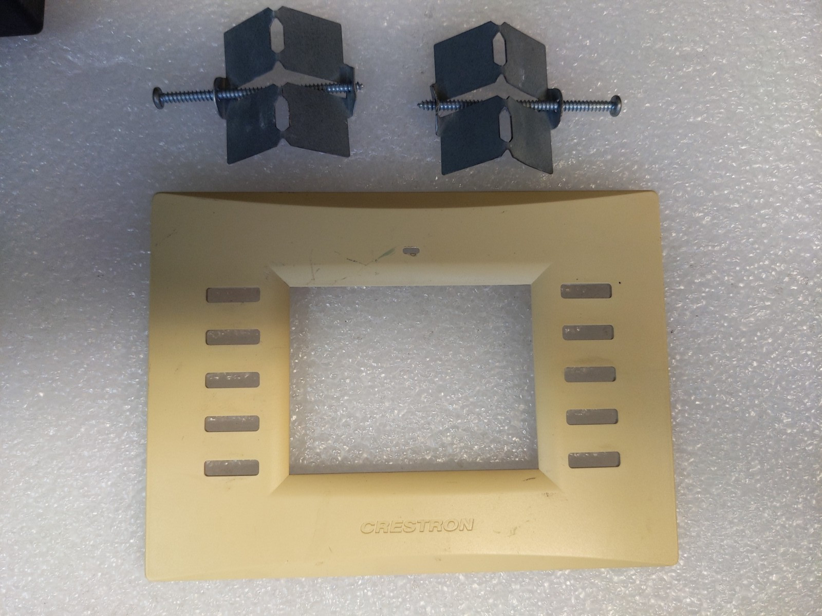 Crestron TPS-4L 6500147 3.6″ Touch Panel w/ Bezel & Mount Brackets Tested