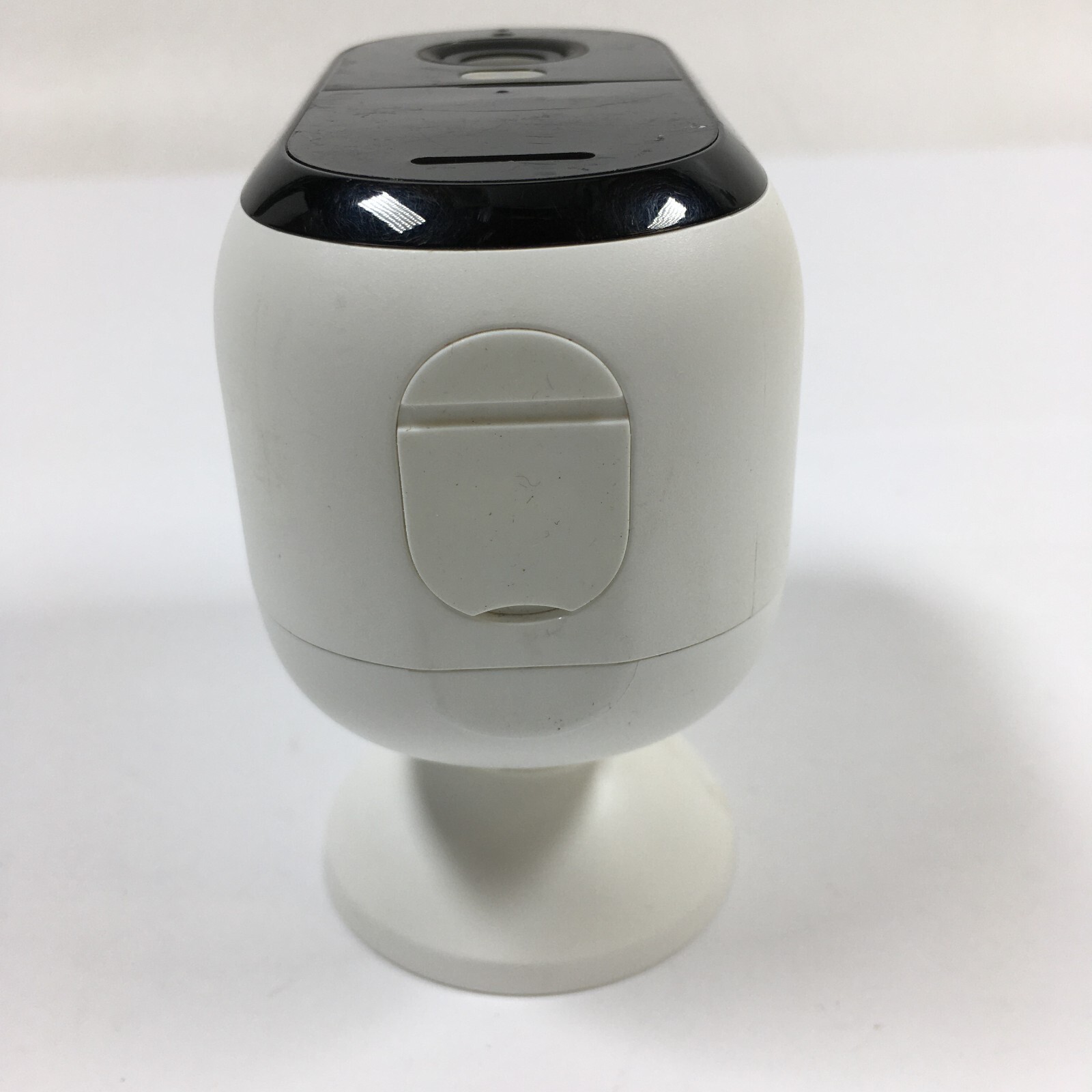 Arlo Essential (2nd Generation) VMC3050 2K Outdoor Camera (READ!)