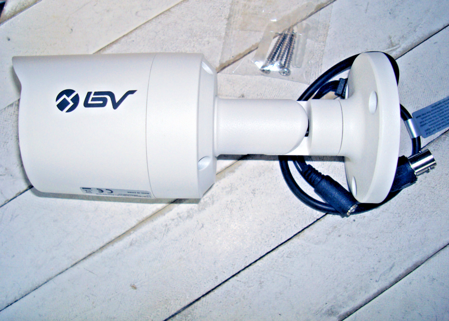 BV Tech CA-CVI-720p-W Indoor / Outdoor Security Camera