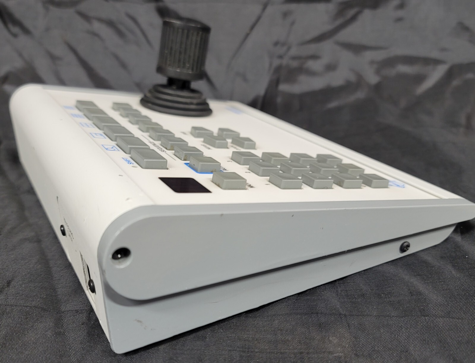 PELCO KBD300A 1.5W 12V 50/60HZ UNIVERSAL INDUSTRIAL JOYSTICK KEYBOARD CONTROLLER