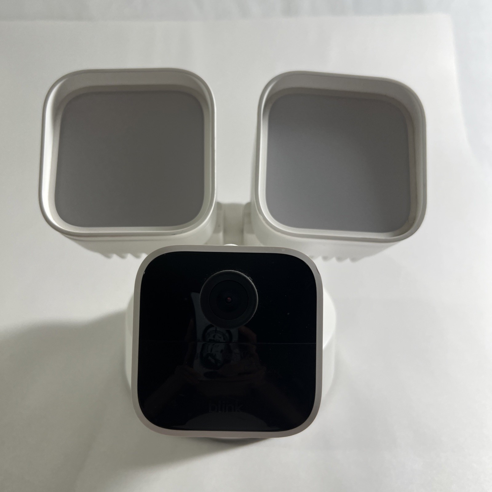 Blink Wired Floodlight Camera 1080p HD Security Siren BFM00100UW