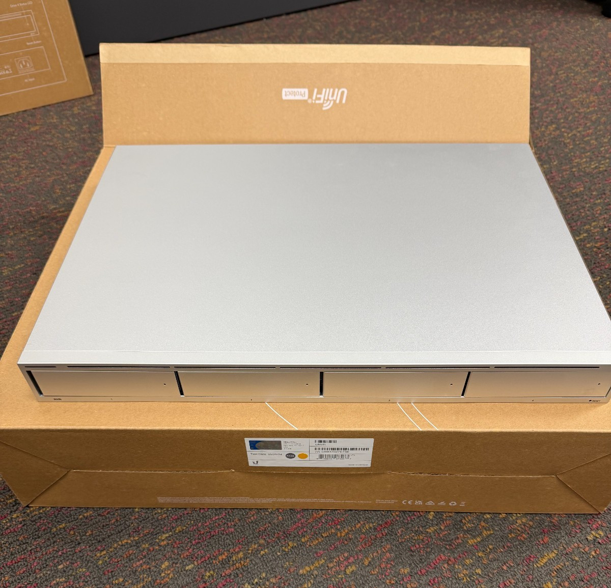 Ubiquiti UniFi Protect NVR – 4 Bays (UNVR)