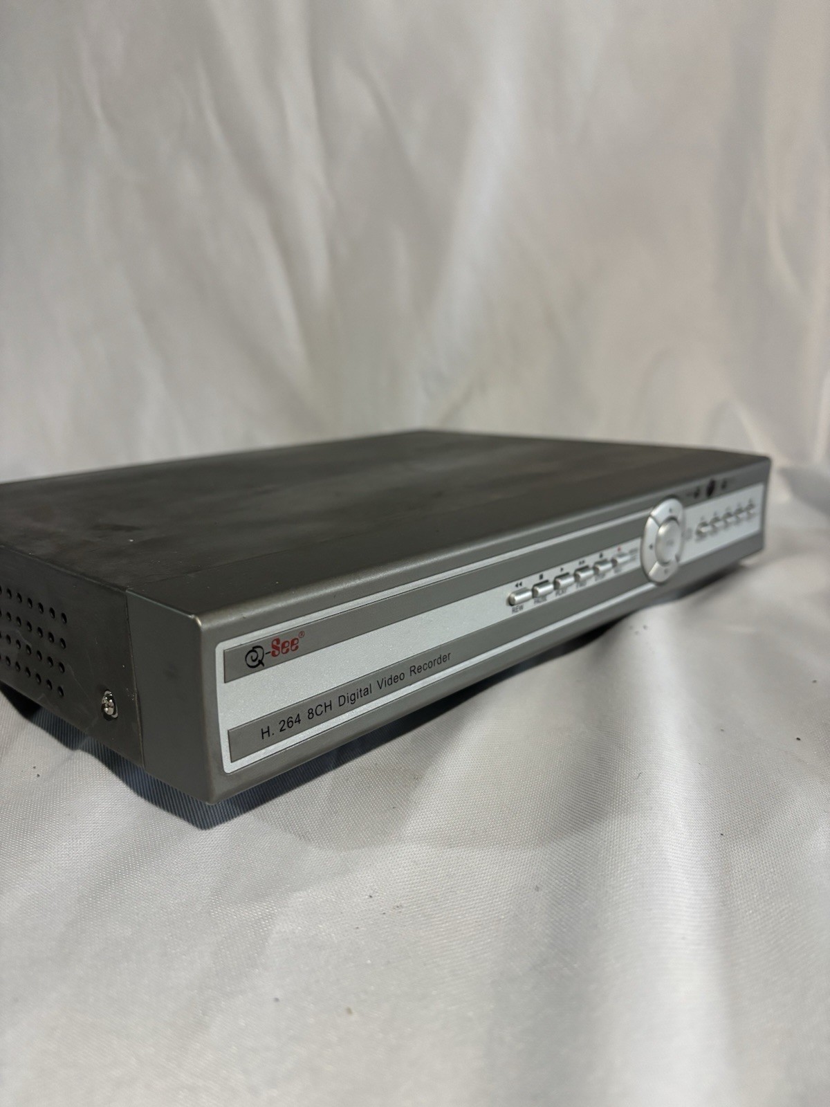 Q-See 4 Channel Network DVR. H.264 Compression Model No. QSDR008RTC