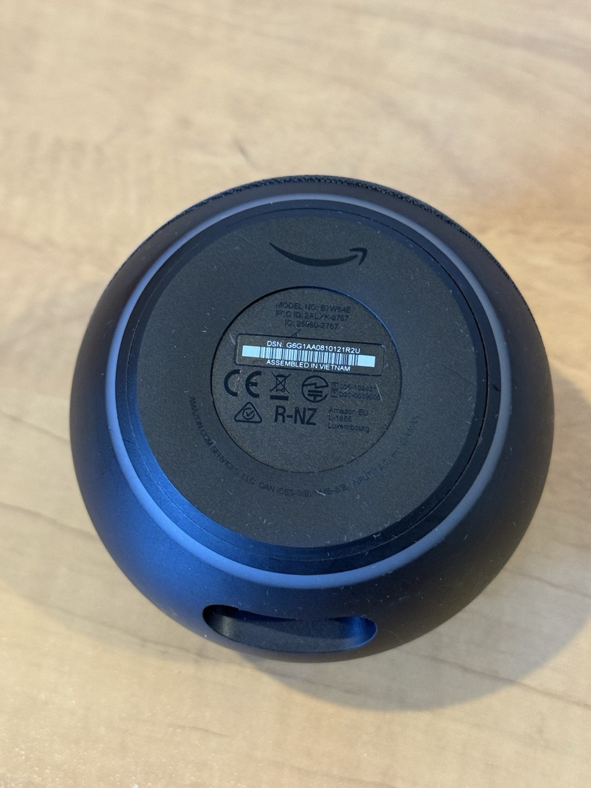 Amazon Echo Dot (4th Generation) B7W64E Black Bluetooth Wireless Smart Speaker
