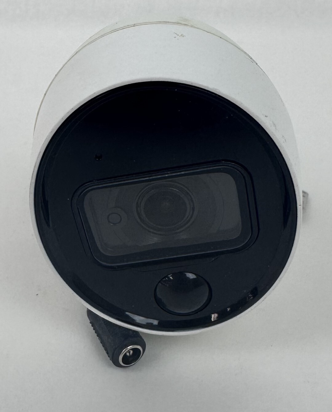 Q-See QCA8081B Analog HD Color Security Camera 4K 4MP – U