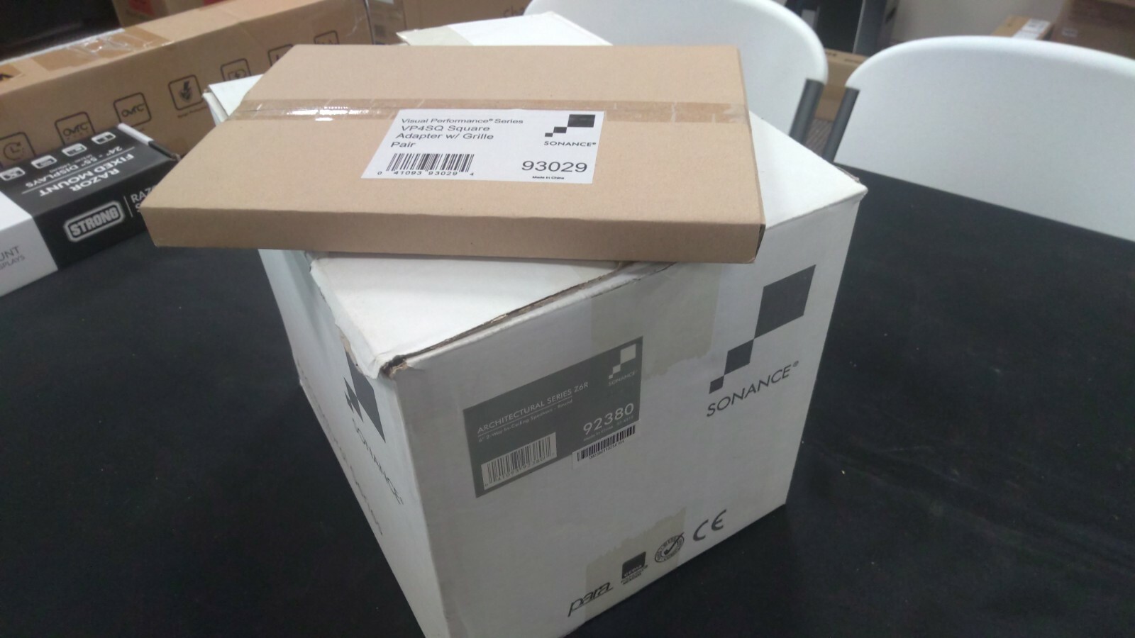 Sonance Architectural Series Z6R – ONLY ONE SPEAKER – Used – Grille Included
