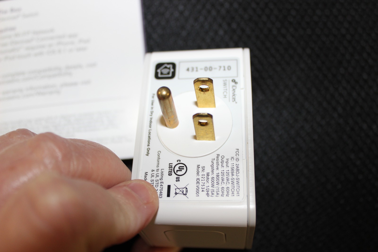 iDevices Switch Works with Apple Home Kit control your home with your voice