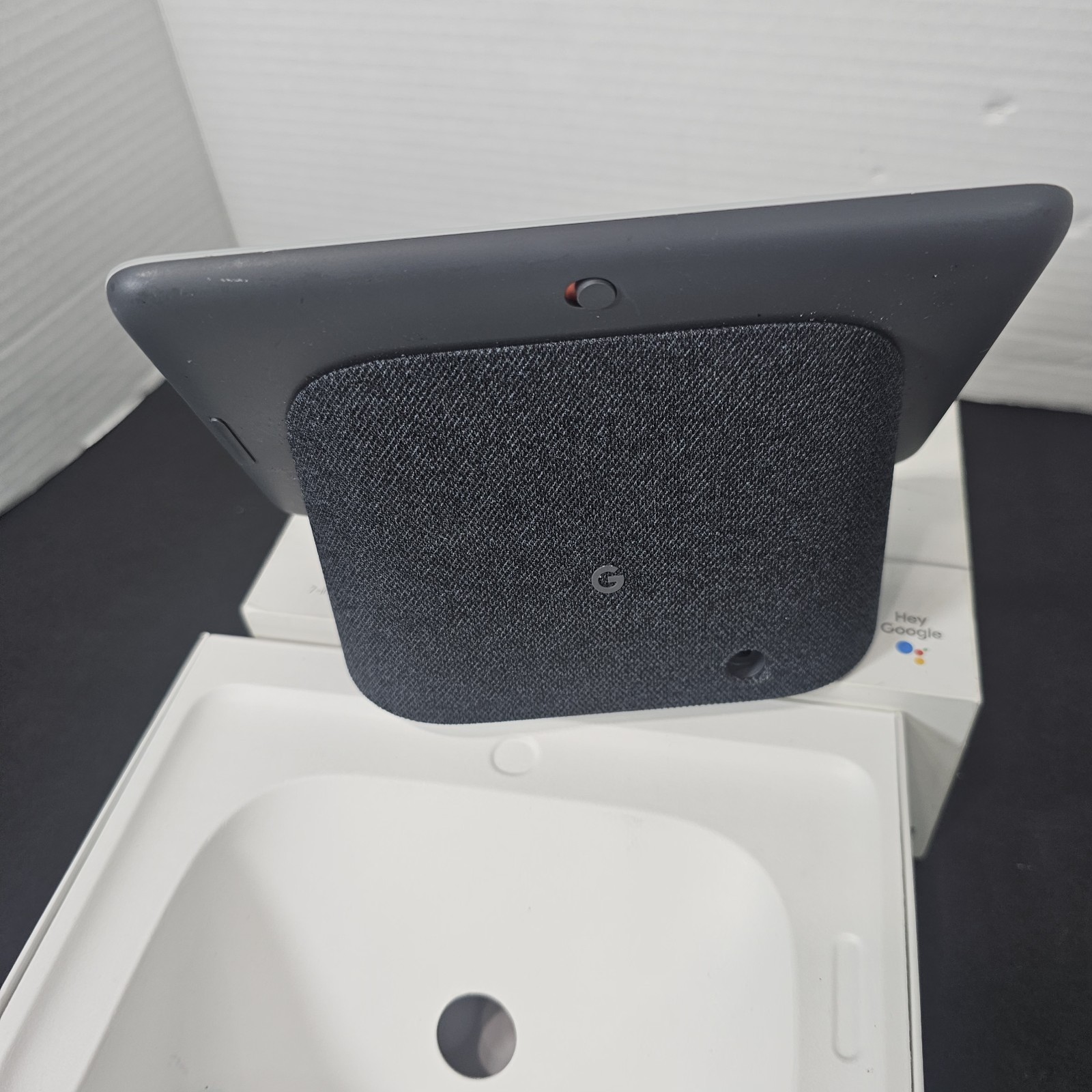 Google Nest Hub (2nd Generation) – 7-inch Model GUIK2 For Parts Or Repair Only