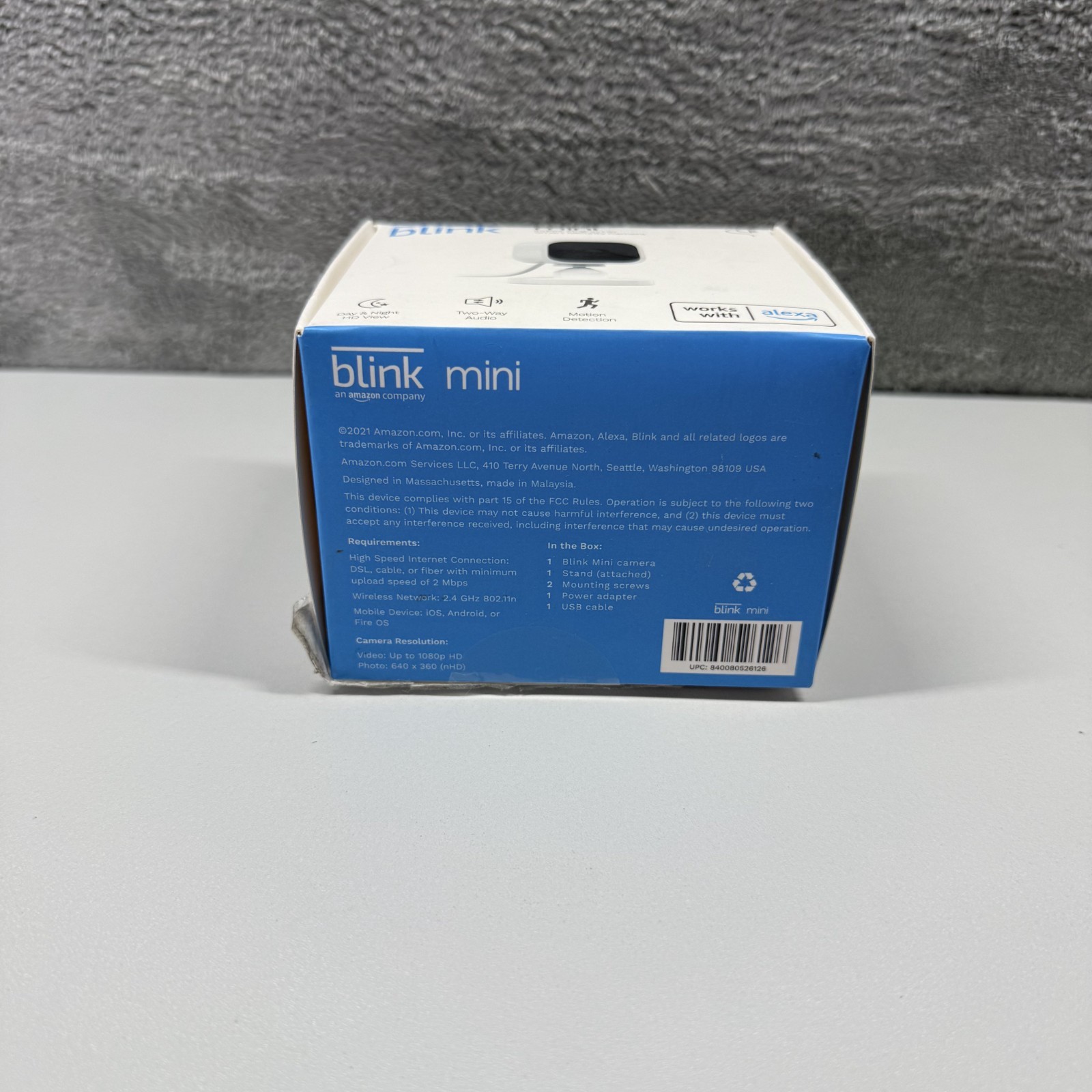 Blink Mini – Compact indoor plug-in smart security camera, 1080 HD video, Alexa