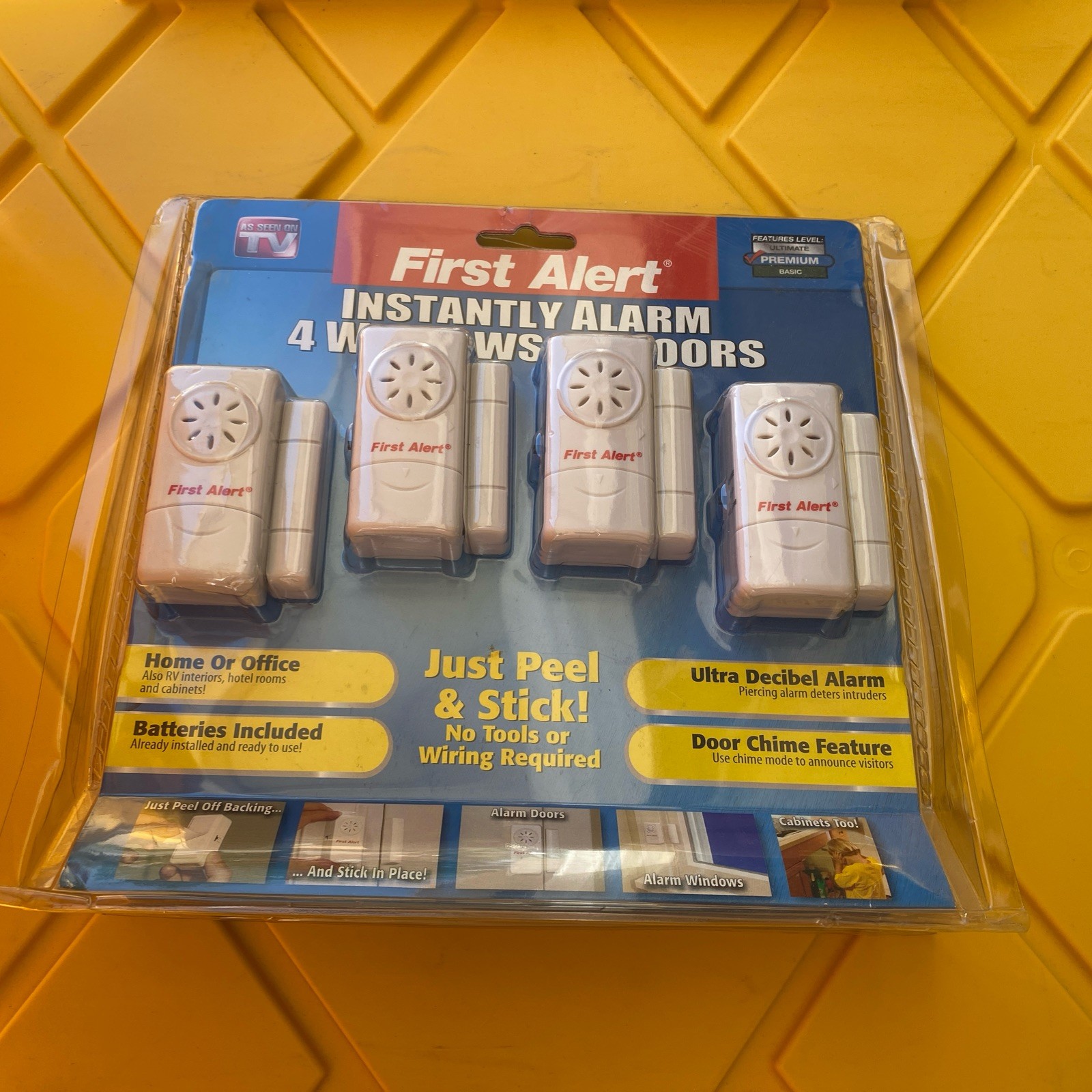 First Alert Instantly Alarm w/ 4 units for Windows or Doors New Sealed