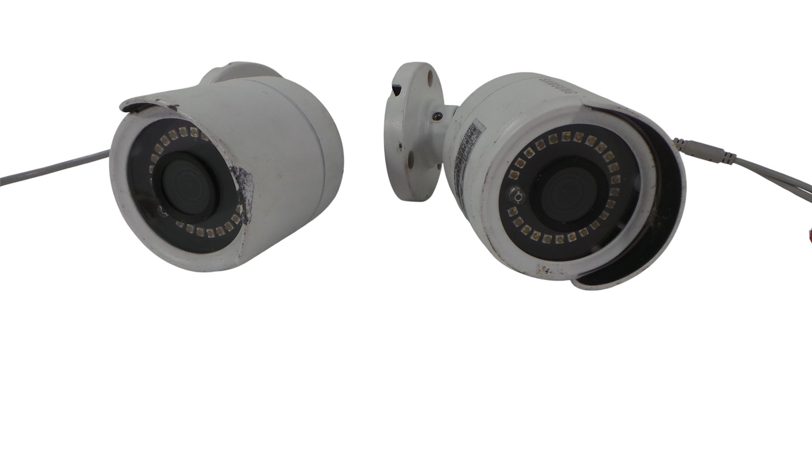 Lot of 2 Samsung SDC-89440BFN 4MP Weather-Resistant IR CCTV Bullet Camera