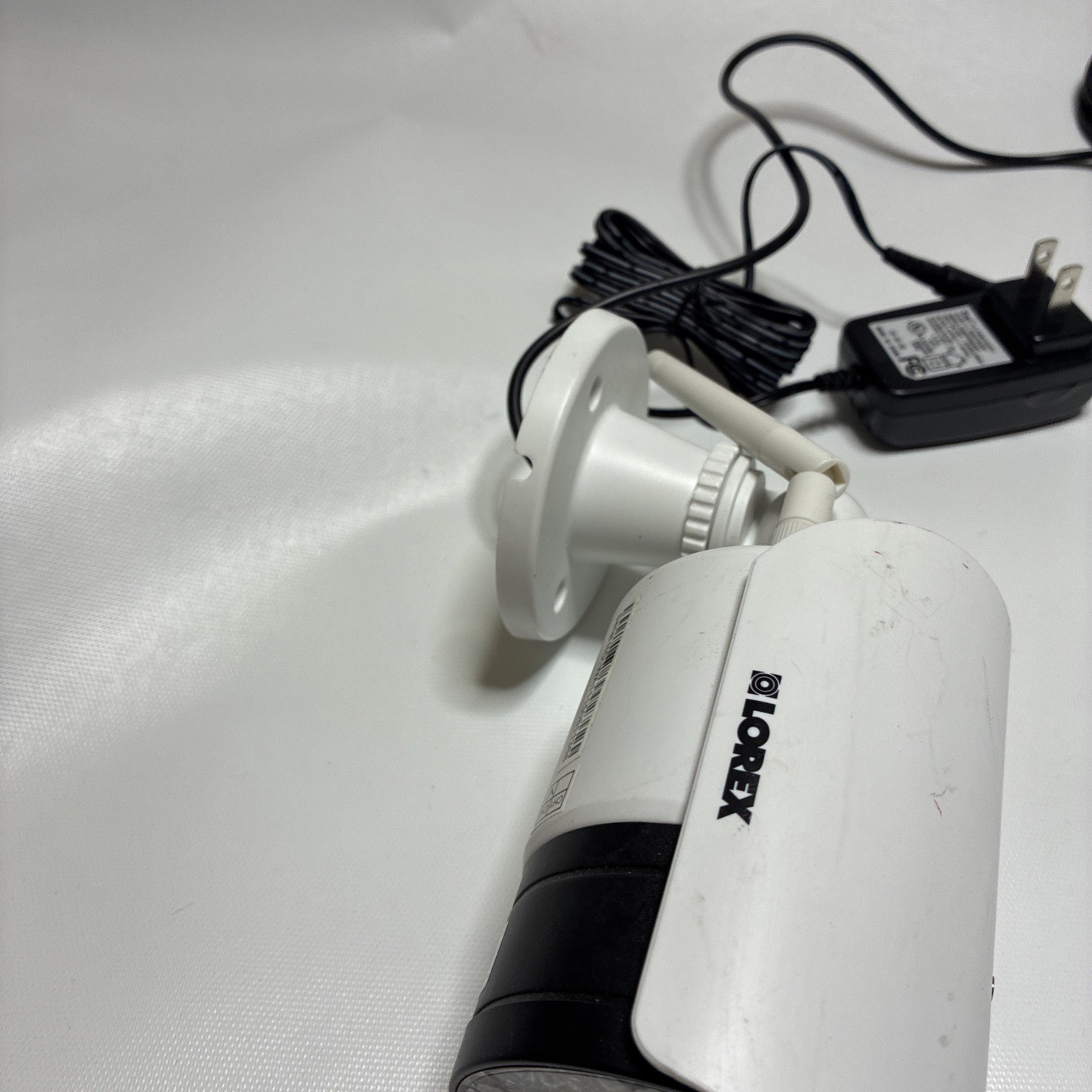 White Lorex MC2232 Wireless Security Indoor Outdoor CAMERA ONLY
