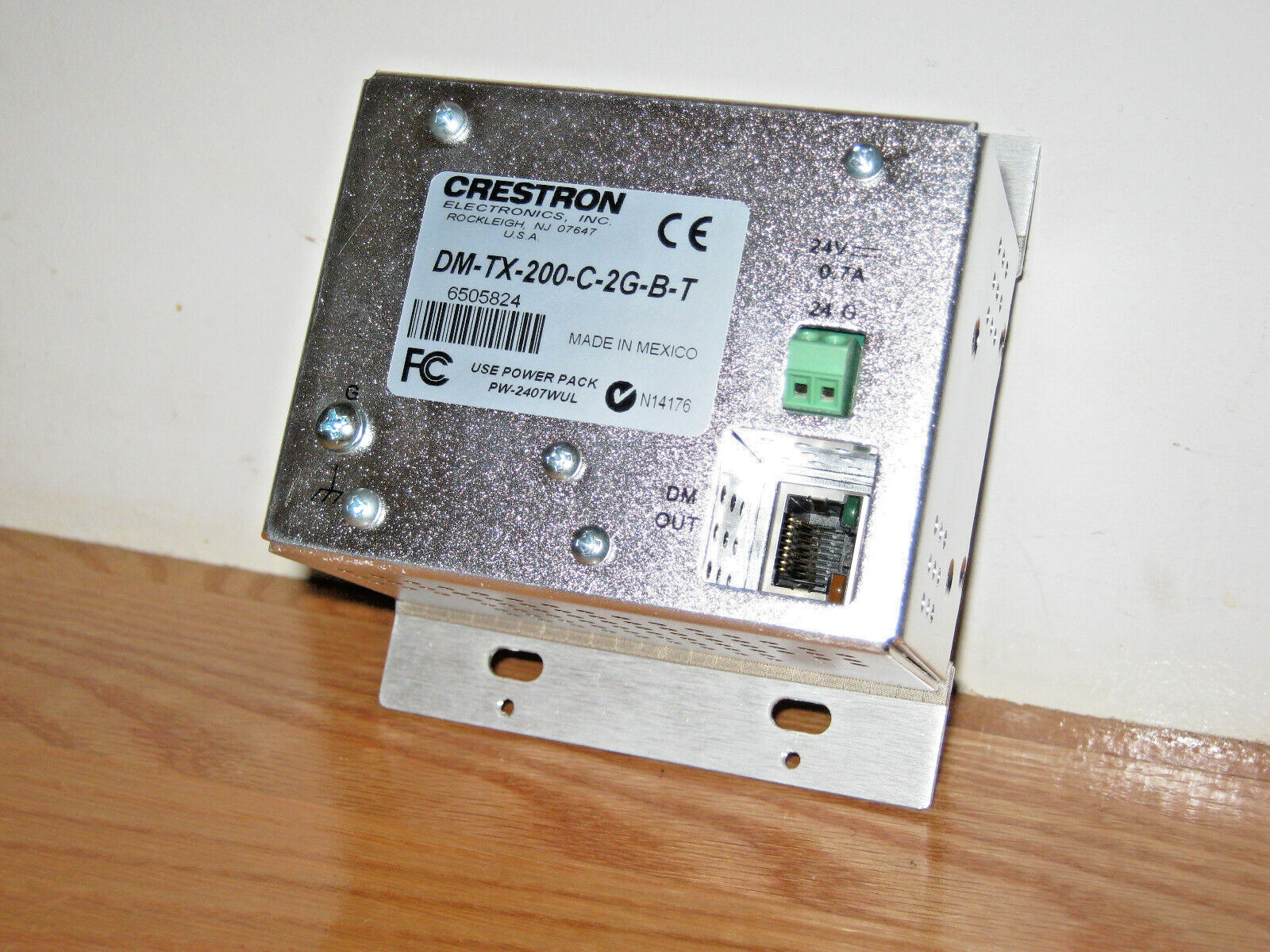 CRESTRON DM-TX-200-C-2G-B-T WALL PLATE DIGITALMEDIA 8G TRANSMITTER 200