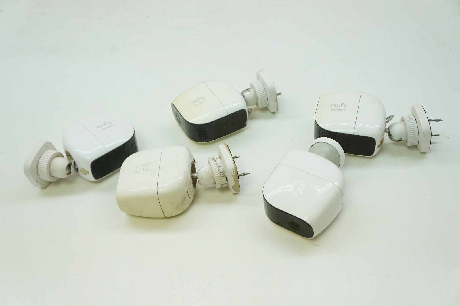 Lot of 5 1st generation FOR PARTS Eufy eufyCam Indoor/Outdoor Security Camera