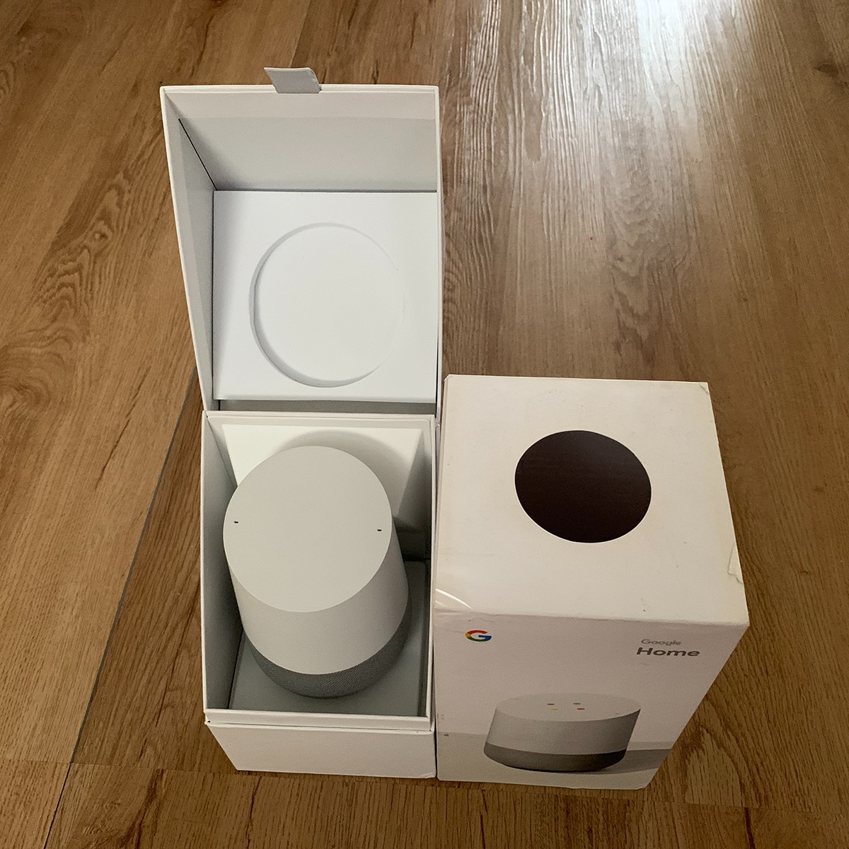 Google Home Smart Assistant – White Slate (US)