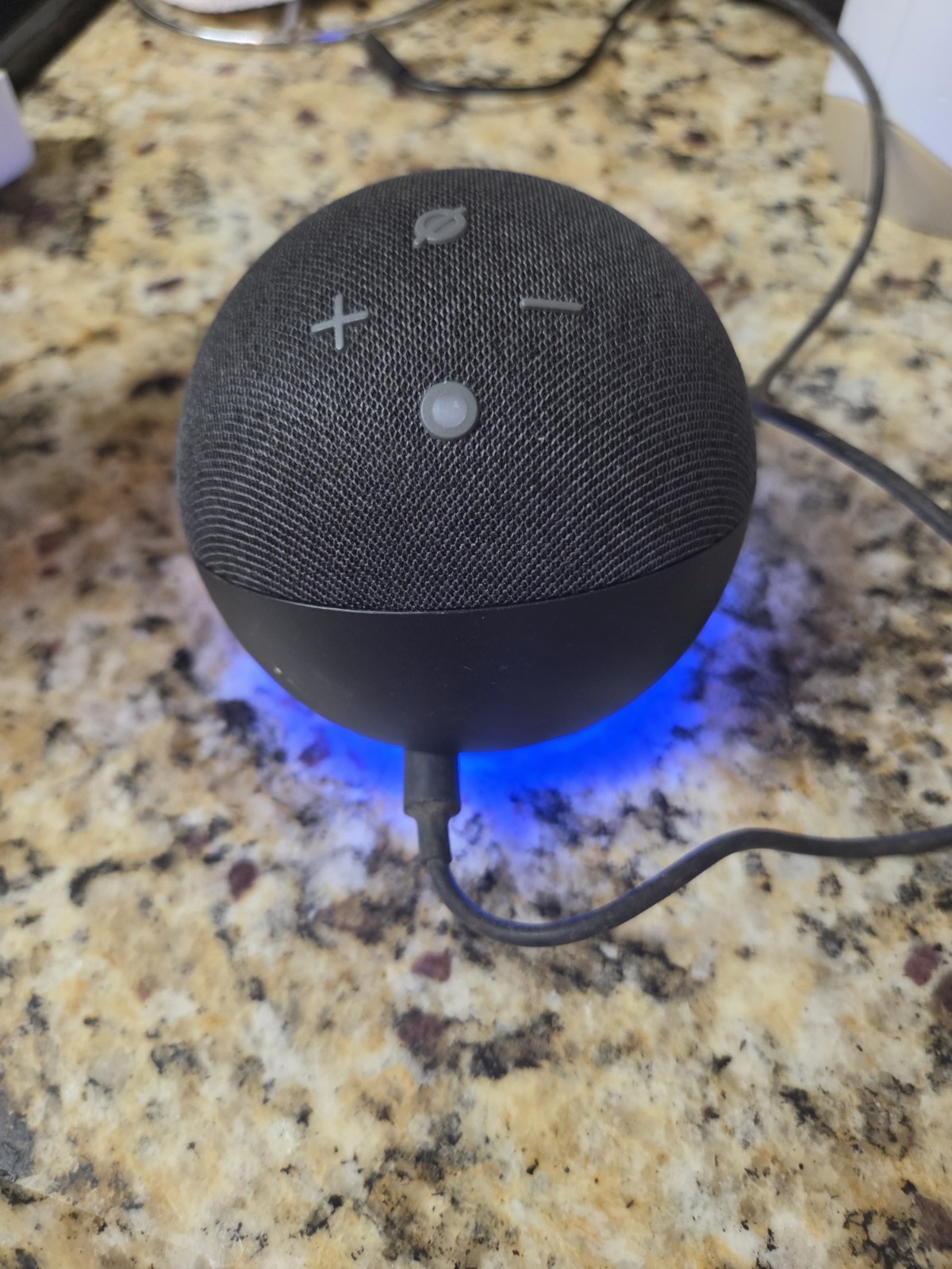 Amazon Echo Dot Alexa Wi-Fi/Bluetooth Smart Speaker AUX Black B7W64E