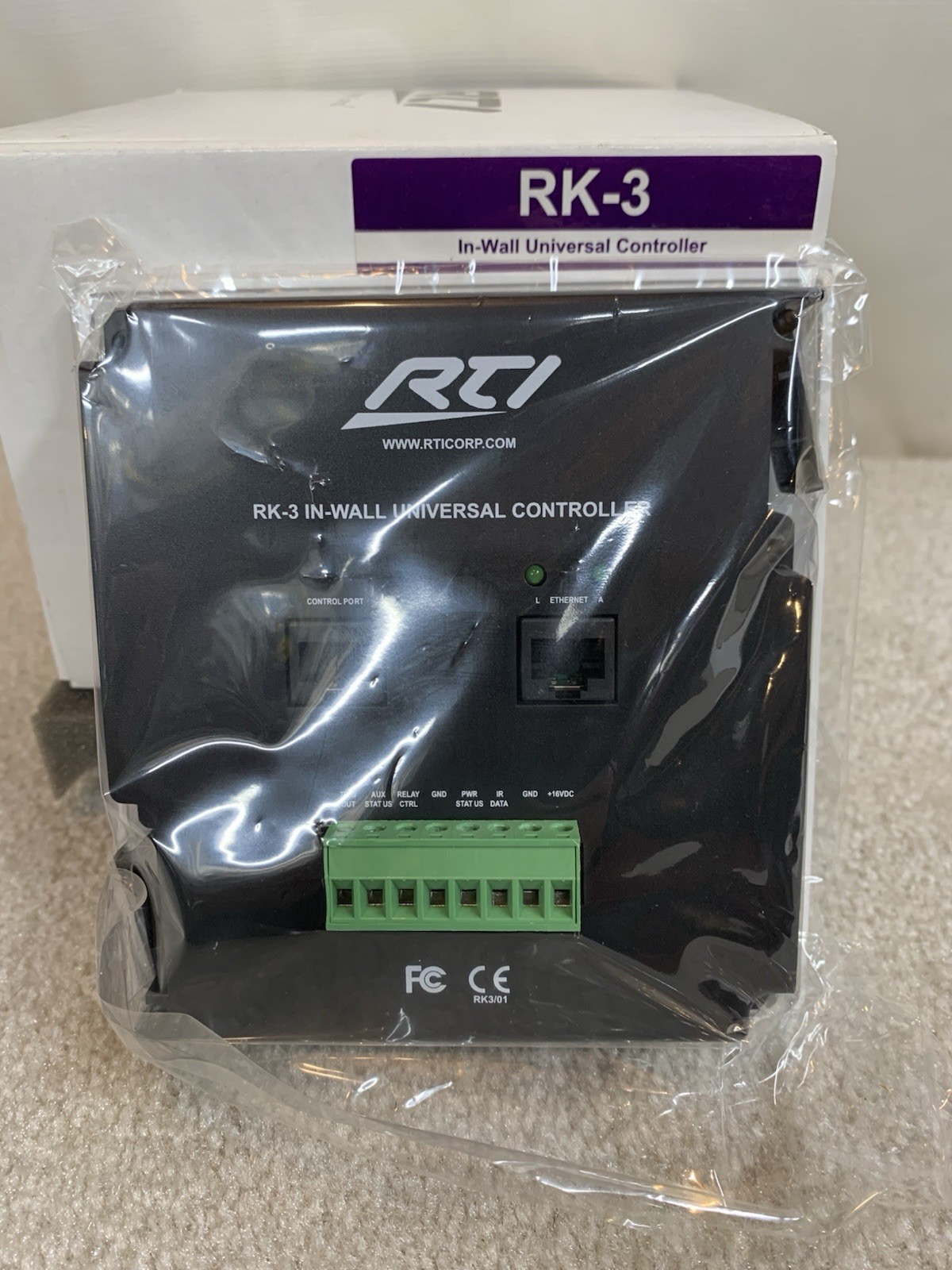 RTI RK3 In-Wall Touch Panel Keypad 3.5 Inch Touchscreen