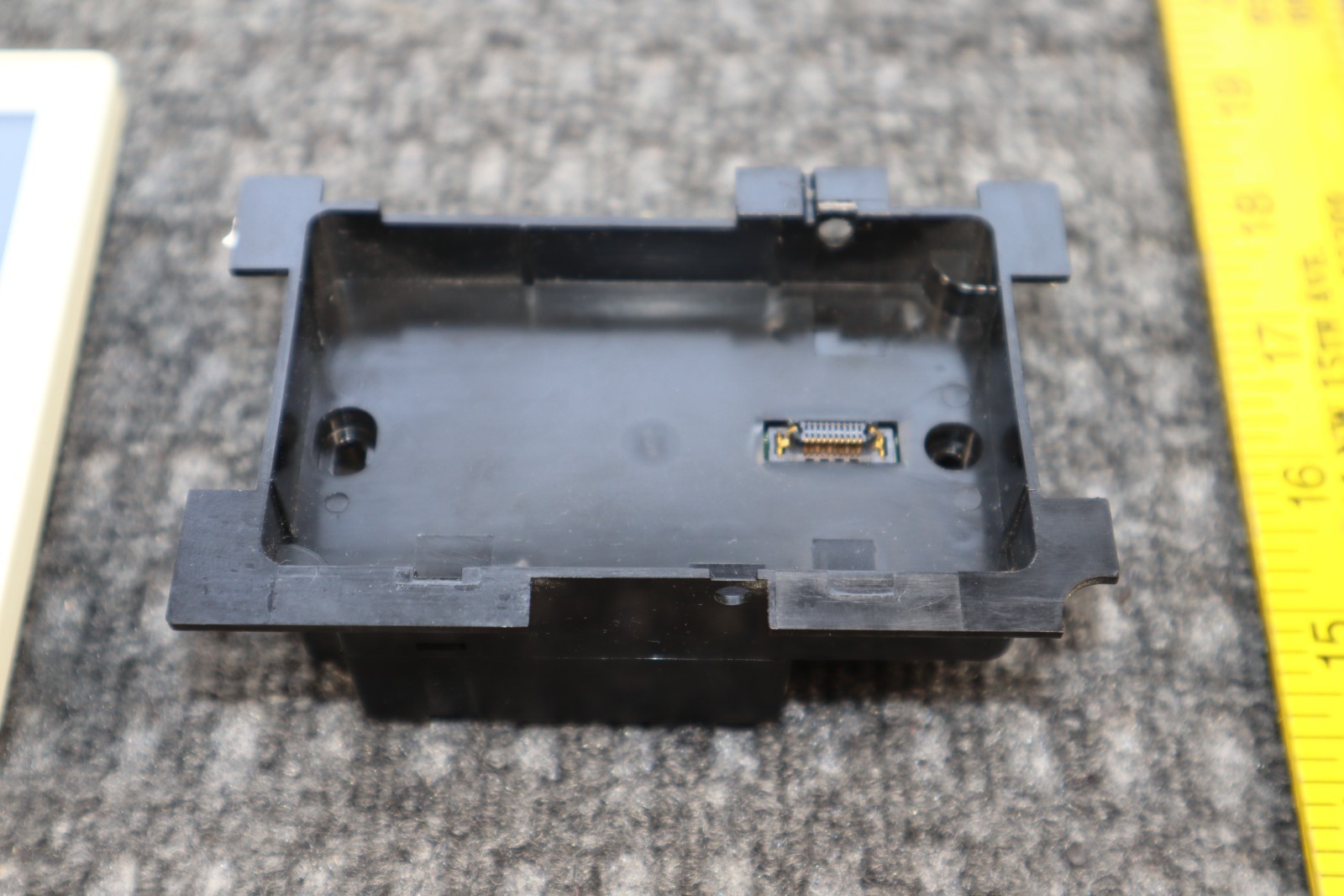Control 4 Touch Screen 7″ In Wall With Mount C$-TSWMC&-EG-WH Untested Clean