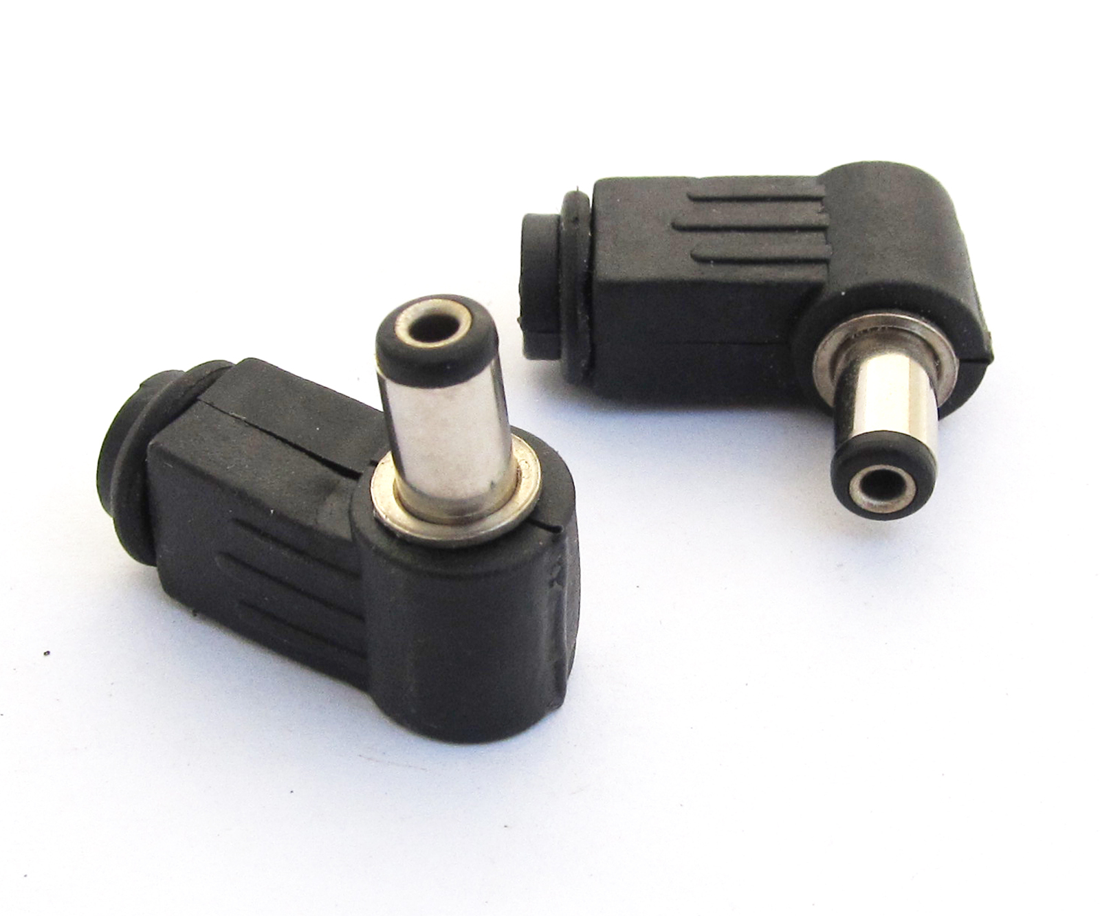 50pcs Right Angle 2.1×5.5mm 2.1mm DC Power Male Plug Soldering Connector Black