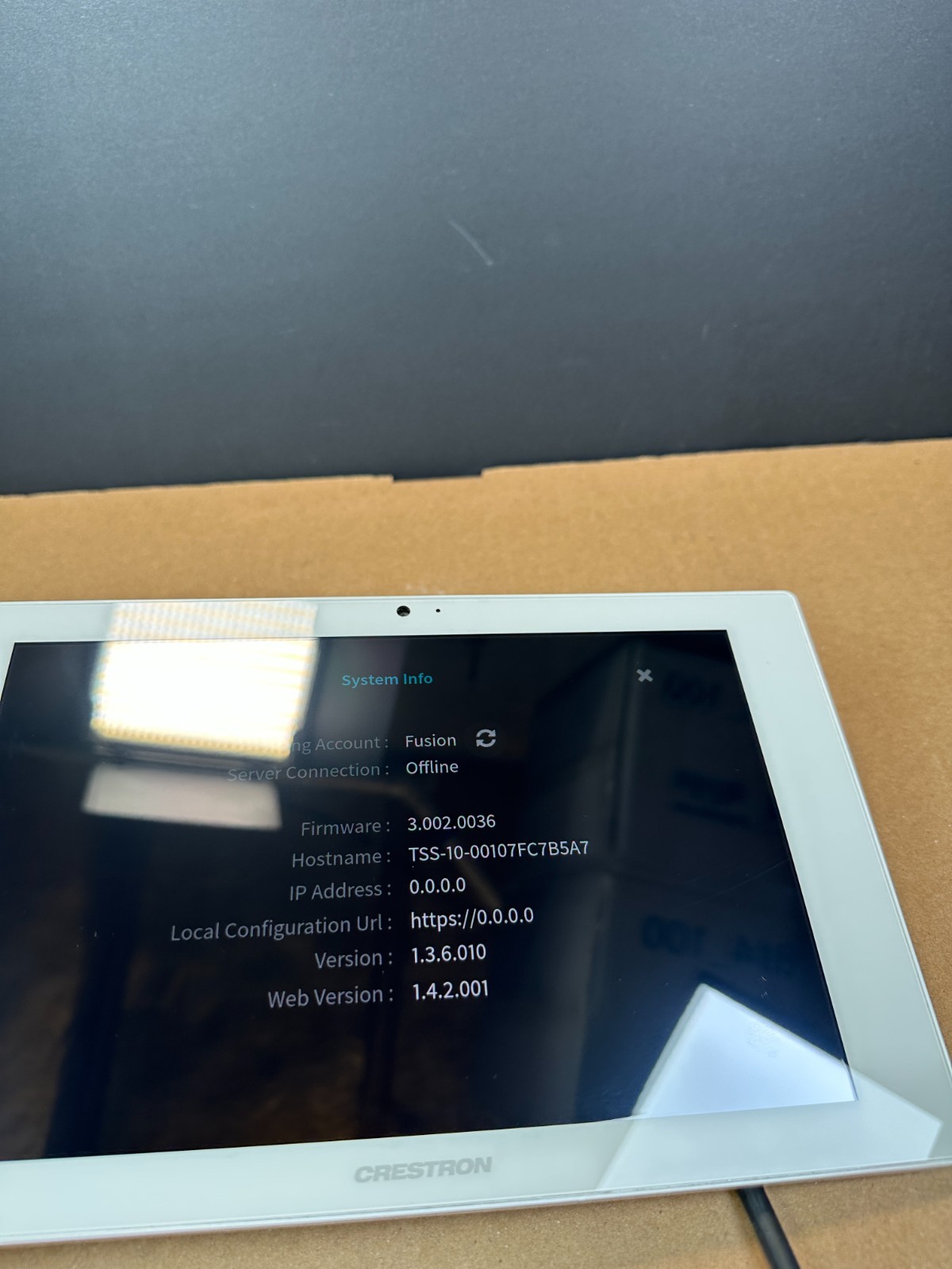 Crestron TSS-10-W-S 10″ Touch Screen Room Scheduling TSW-1060 White