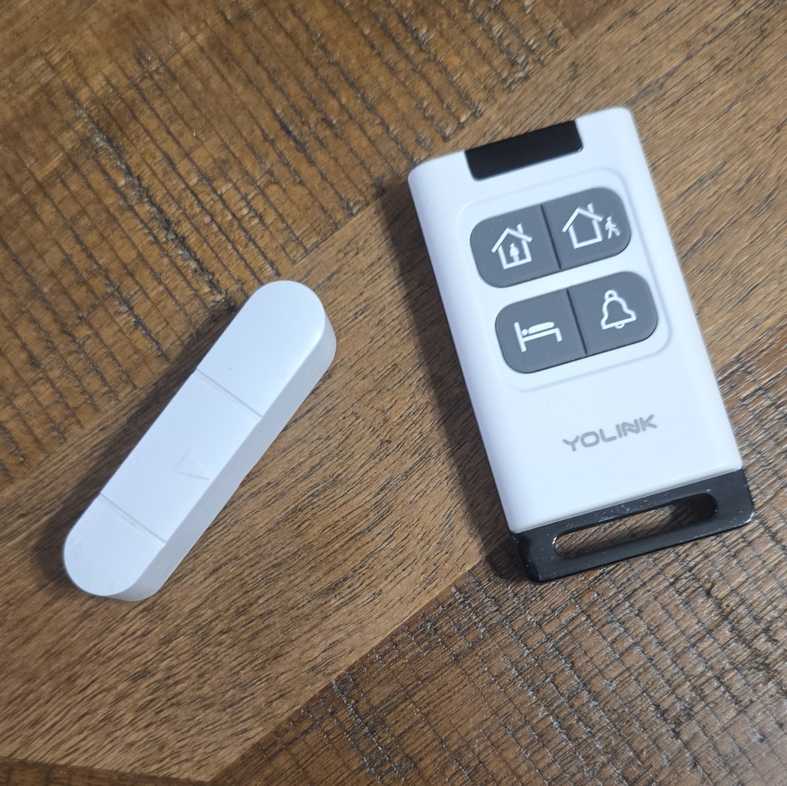 YoLink Fob Remote AlarmFob YS3604-UC Long Range LoRa for YoLink Hub