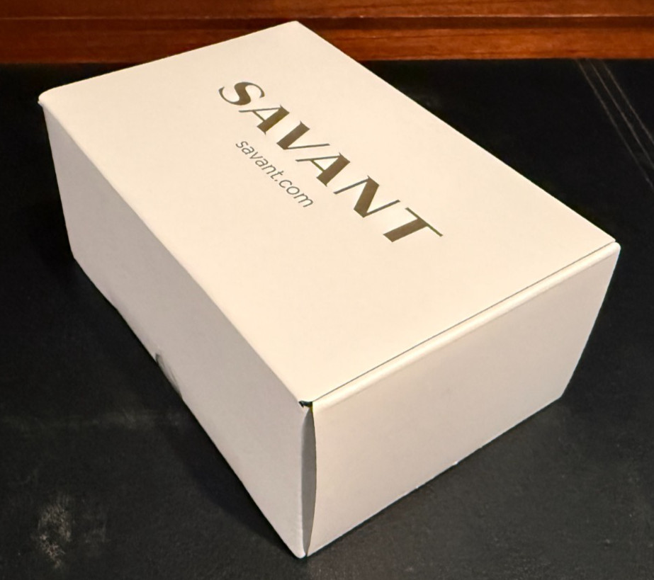 Savant Metropolitan Wireless Adaptive Dimmer 2 Button WID-SWA102-00 Snow White