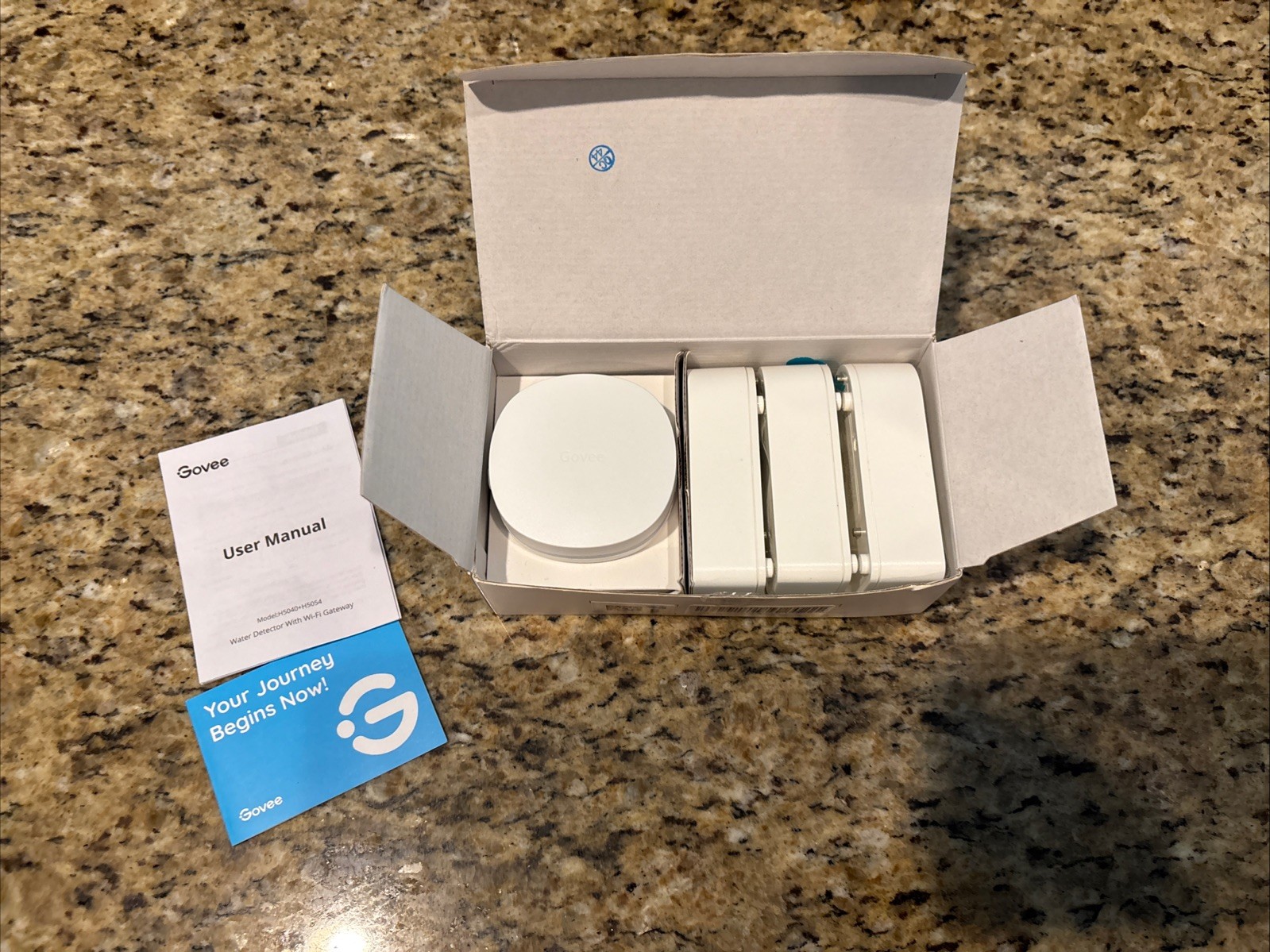Water Detector Sensor 3 Pack with RF Wi-Fi Gateway H5054 & H5040 *Open-box/New*