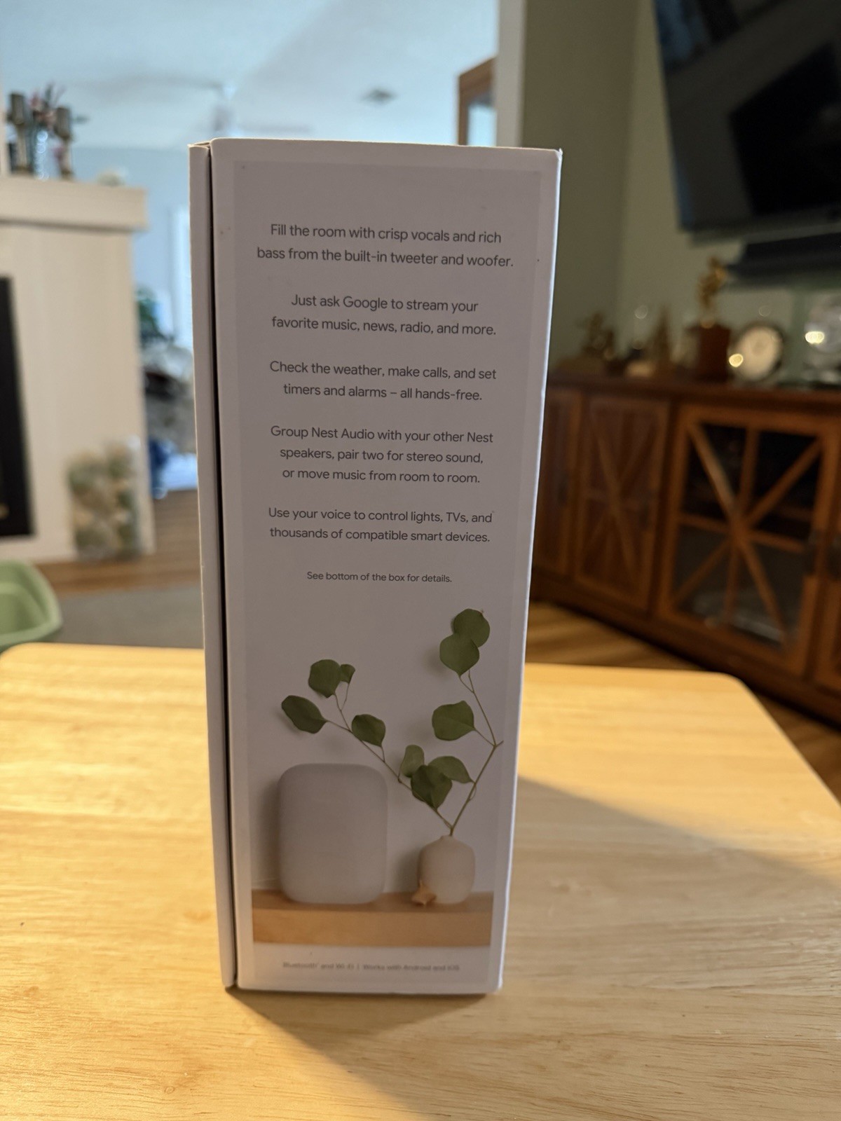 Google Nest Audio Smart Stereo Speaker Voice Assistant Chalk Light Gray