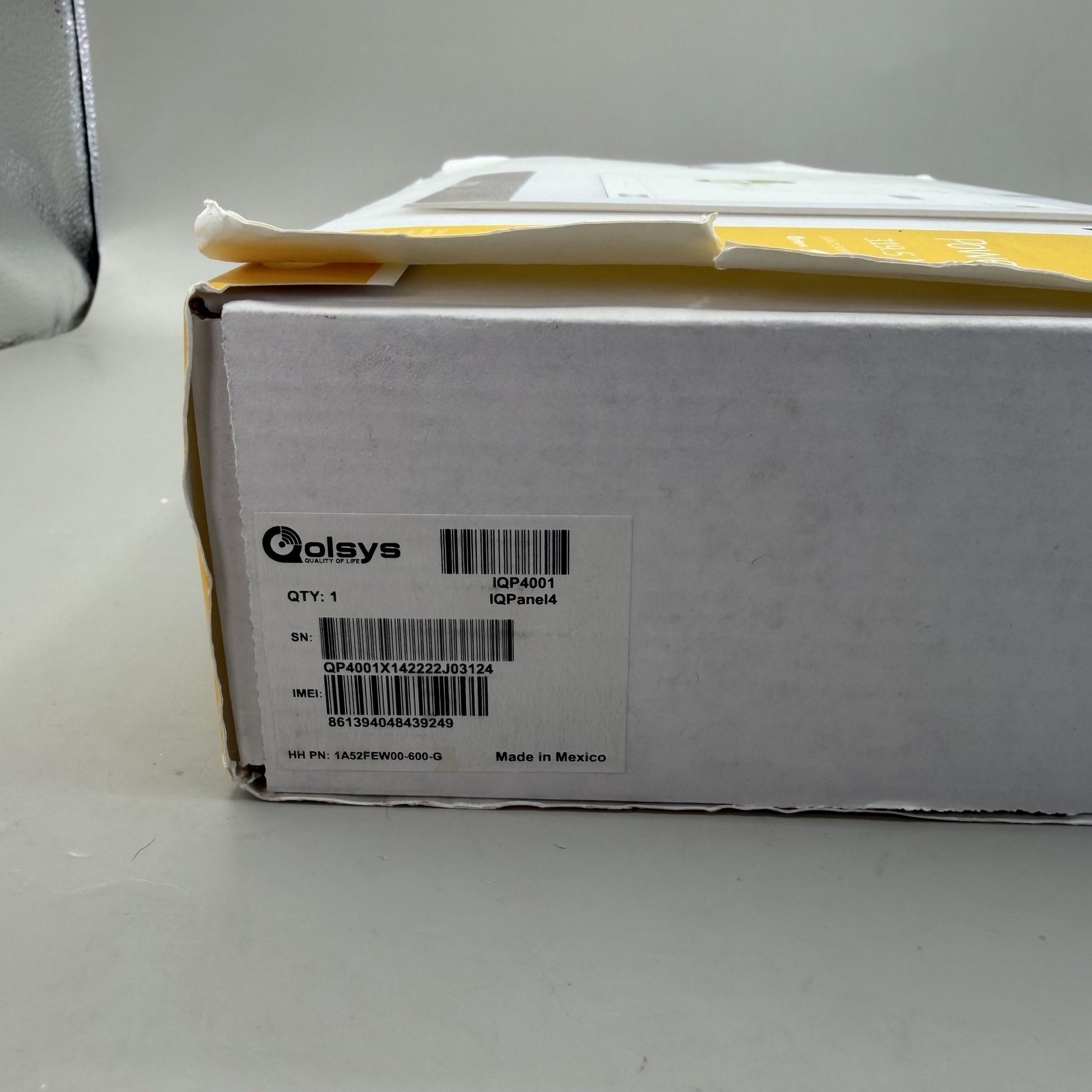 Qolsys IQ Panel 4 PowerG 319.5 MHz Smart Home Security Touchscreen Wi-Fi Z-Wave