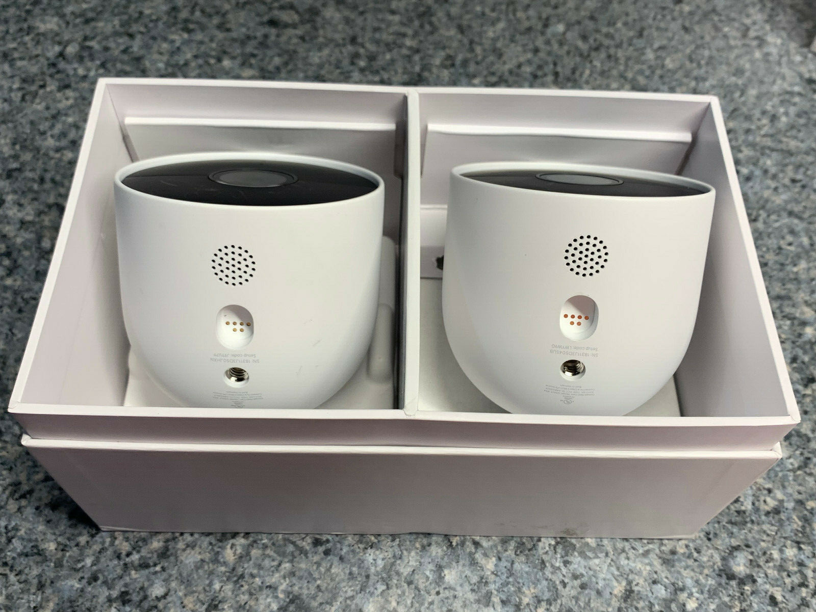 Google – Nest Camera Battery 2 Pack – Indoor/Outdoor Snow Wifi *CAMERAS ONLY*