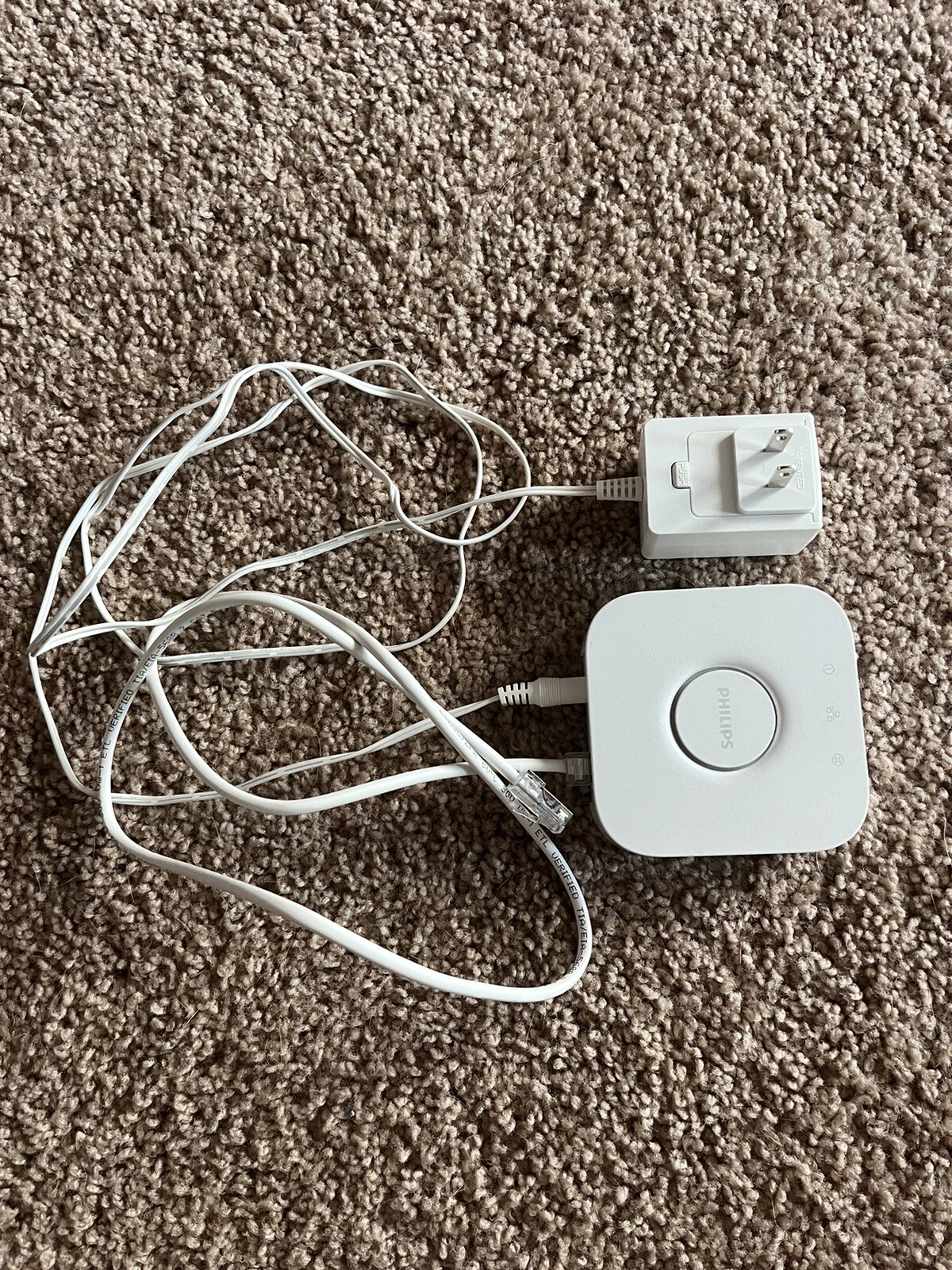 Philips Hue Lighting Controller Hub 3241312018A