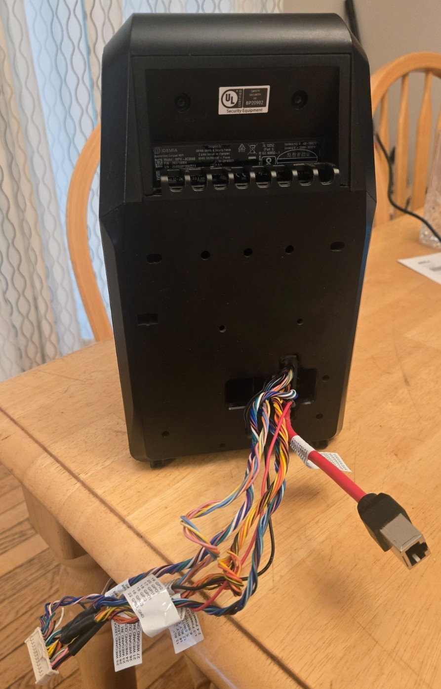 IDEMIA MorphoWave Compact MDPI MPH-AC004B Biometric Access Terminal – Working