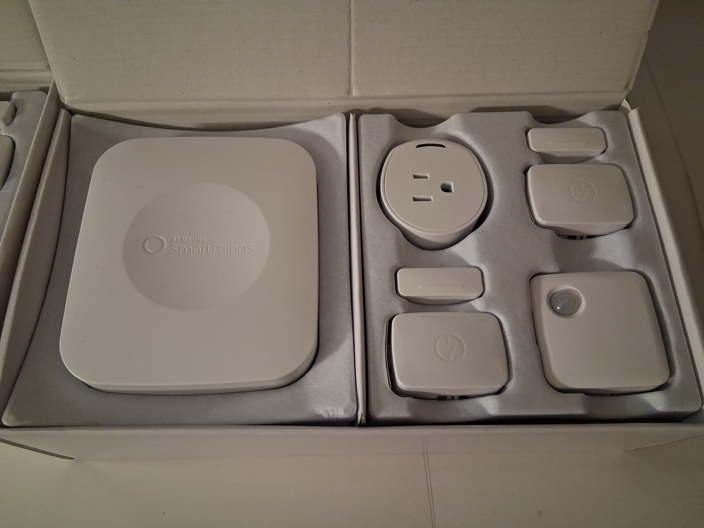 Samsung SmartThings Hub W/Motion Sensor Kit STH-ETH-250 2nd Gen, Pick How Many