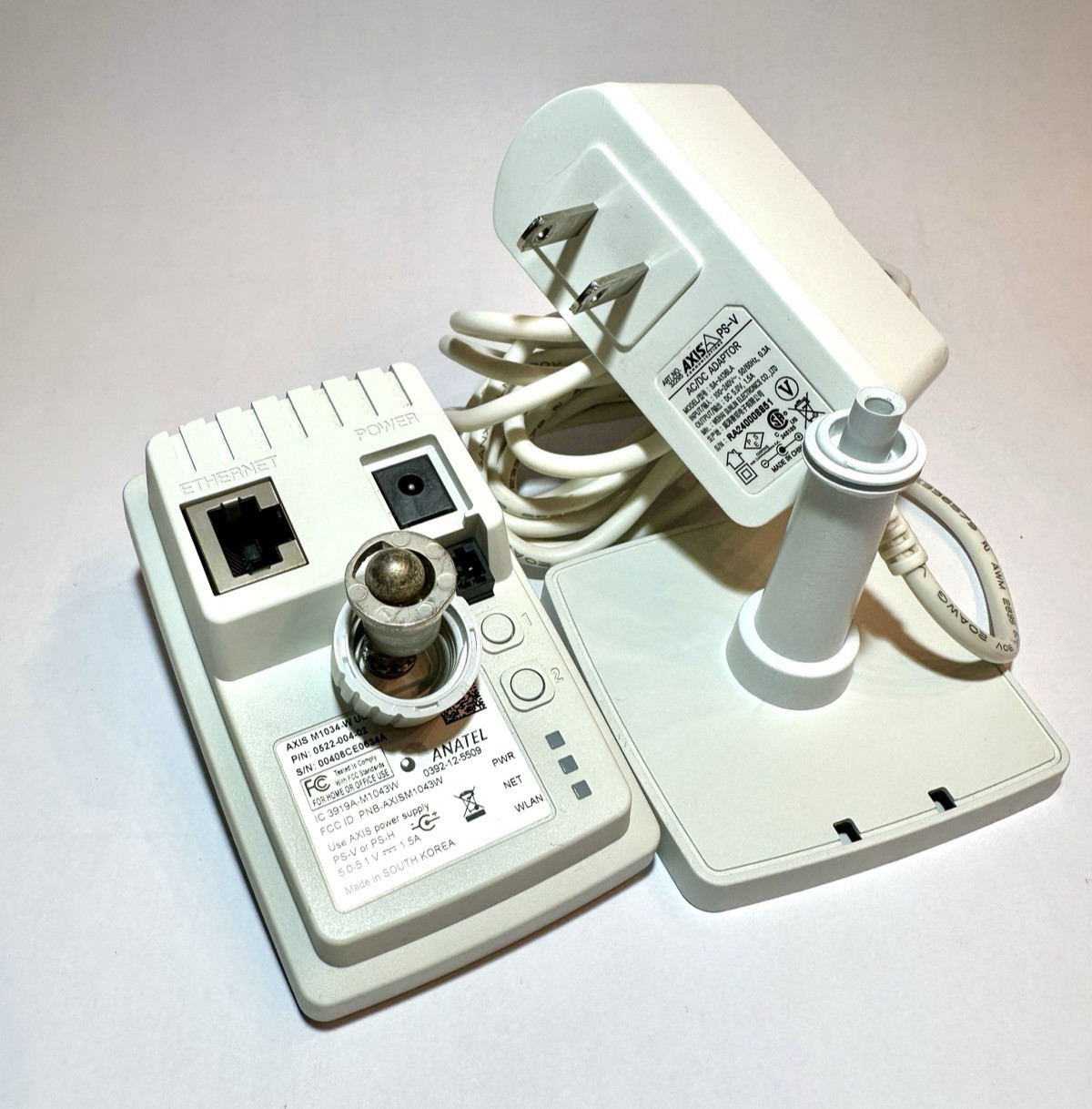 Axis Communication 0522-004 M1034-W Wireless IP Network Camera w/ Wi-Fi Ethernet