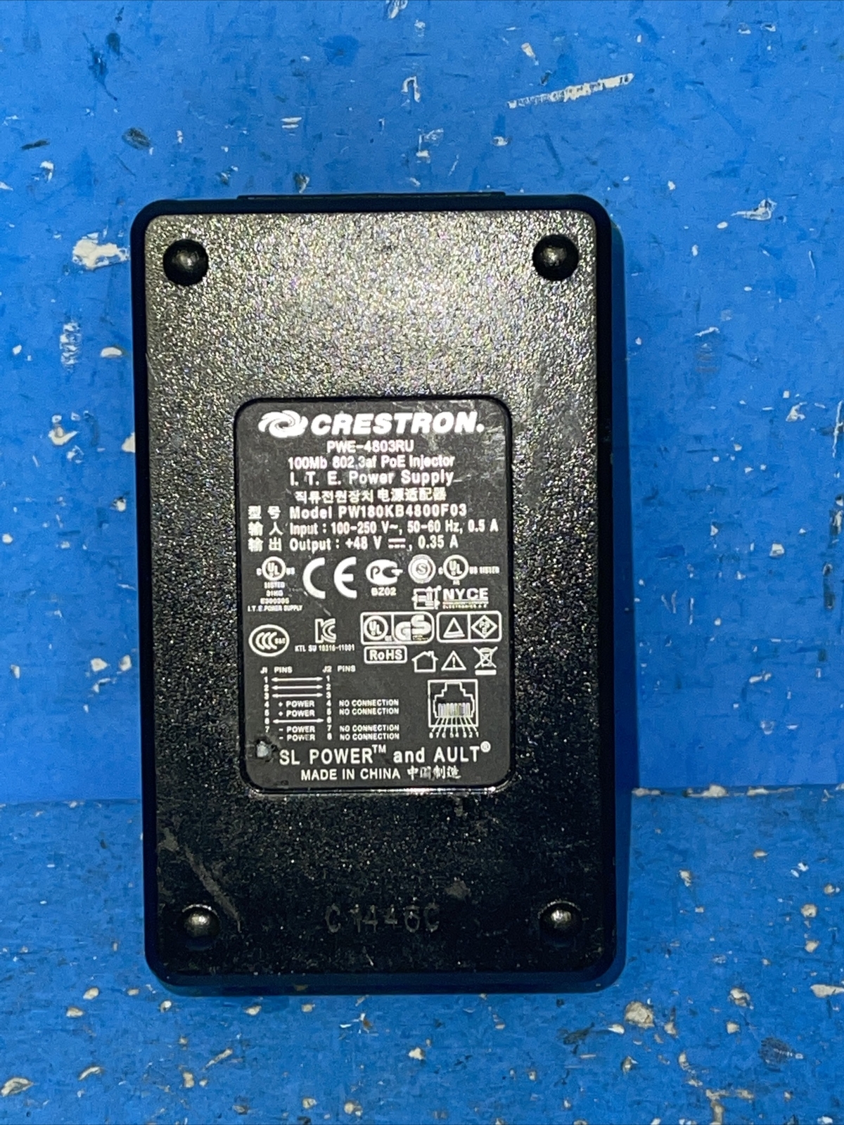 Crestron PWE-4803RU Power over ethernet 100Mb 802.3af POE injector 48V 0.35A