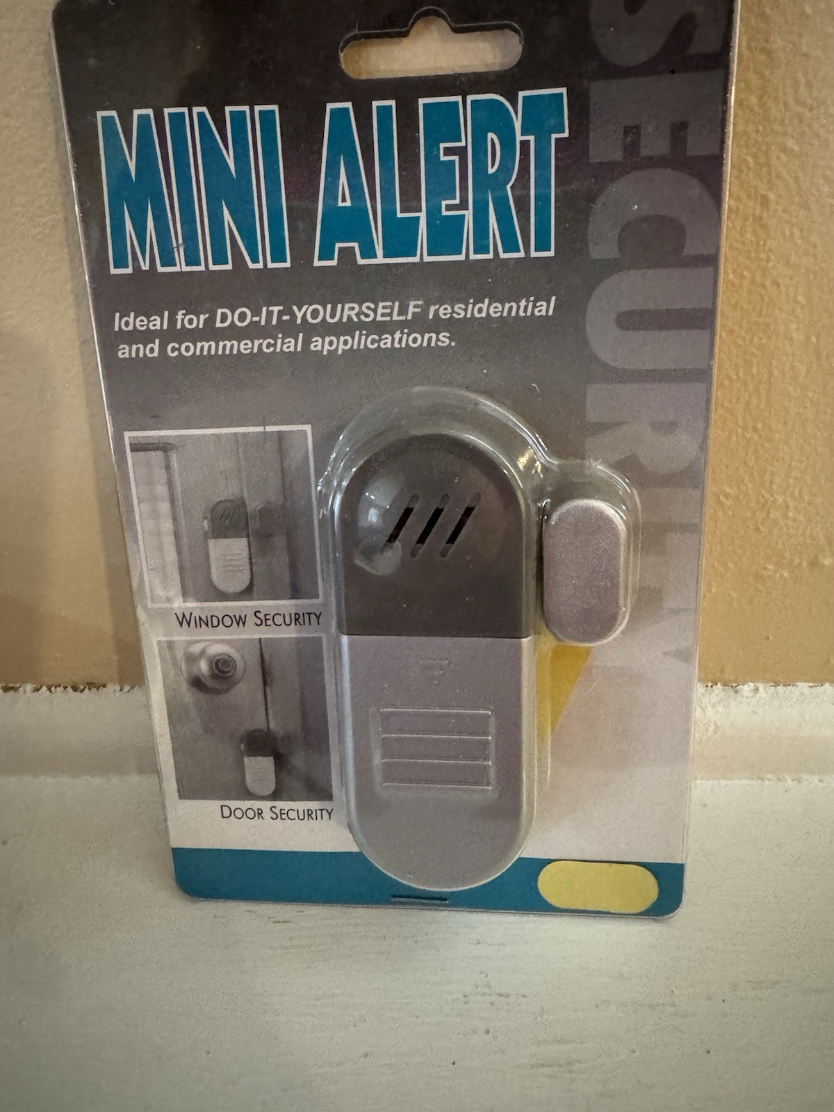 Hampton Direct Mini Alert Door / Window Security Alarm 13990 New Sealed