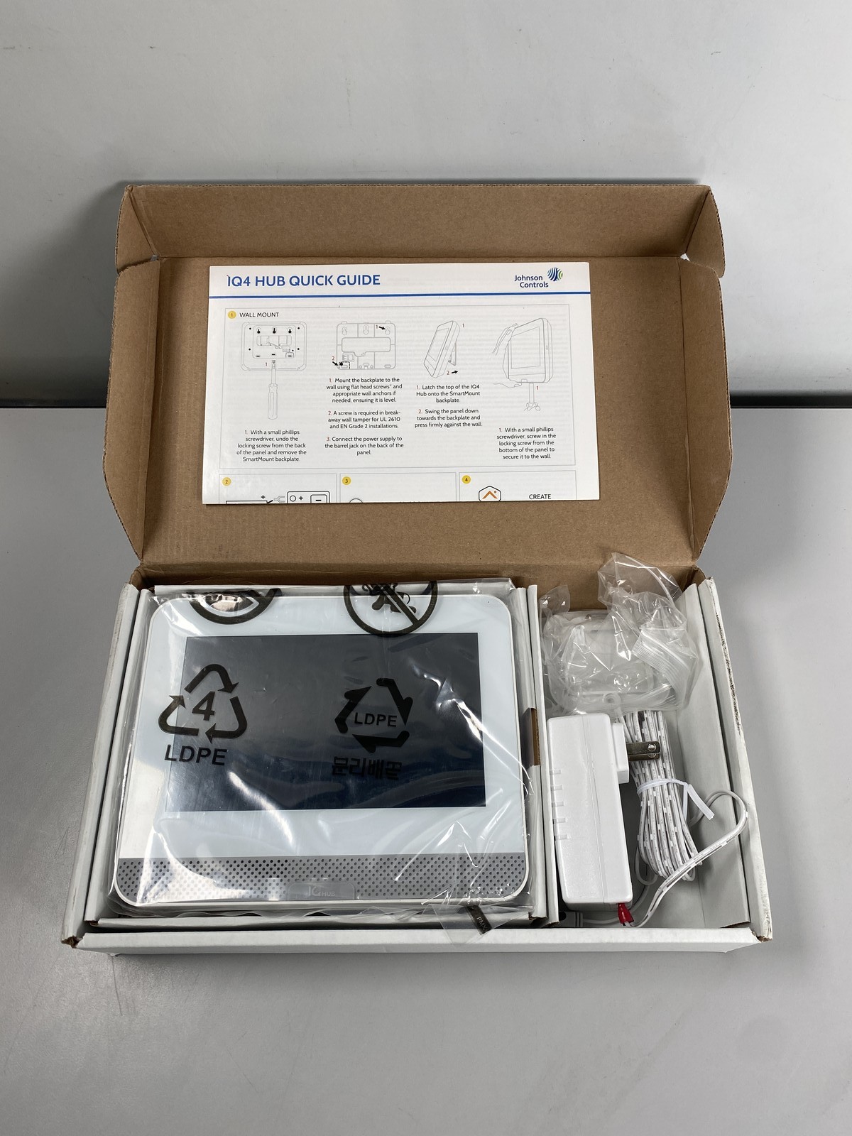 Qolsys IQ4 (Verizon) 345 MHz Whole Home 7″ Touchscreen Hub – White (IQPH052)