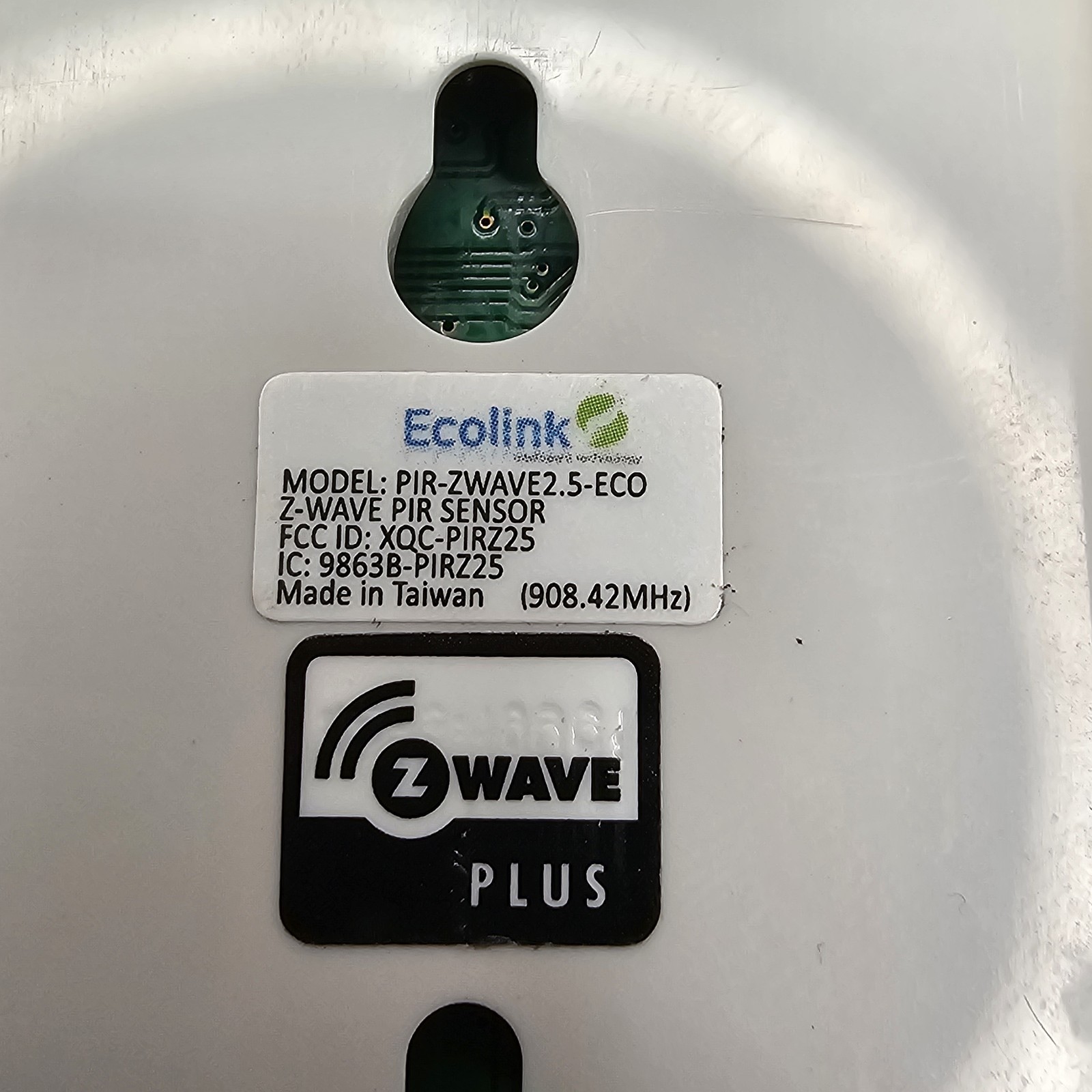 Lot of ZooZ zwave 6 Sensors, 10Plugs, garage opener Zwave/Wifi/Zigbee Smart Home