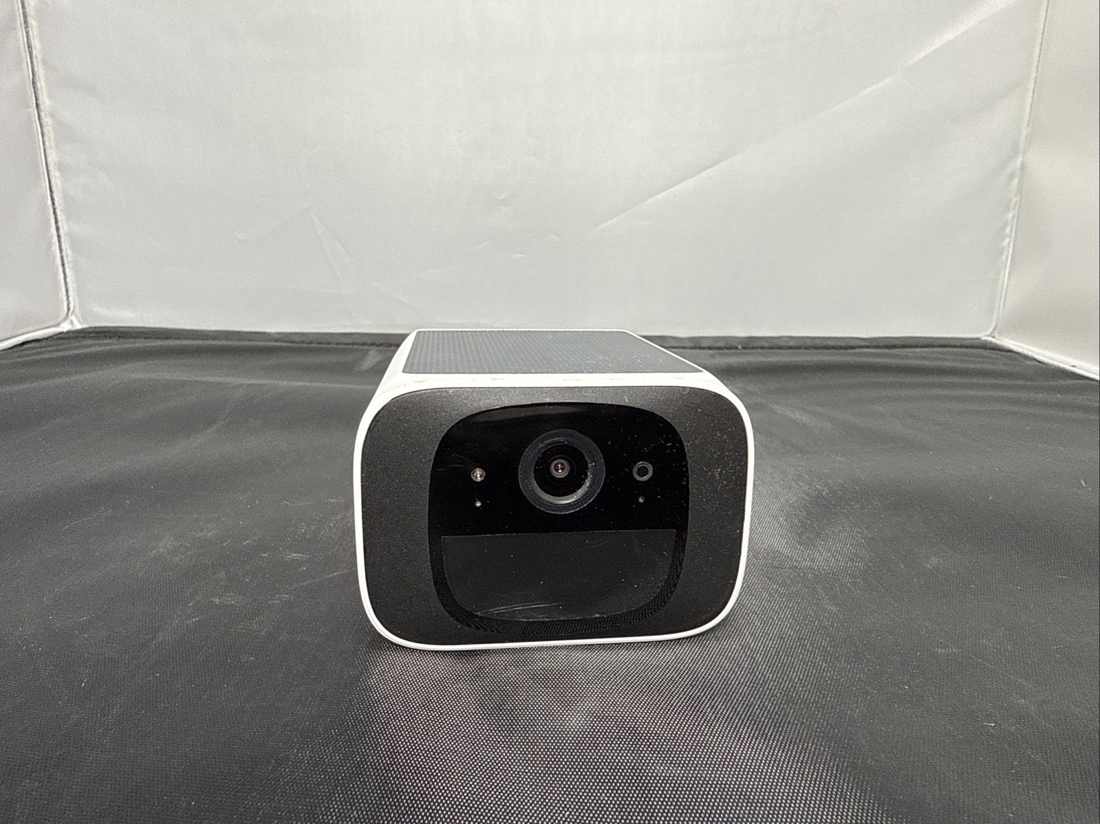 Eufy SoloCam S220 2K Wi-Fi Outdoor Solar Bullet Camera – White