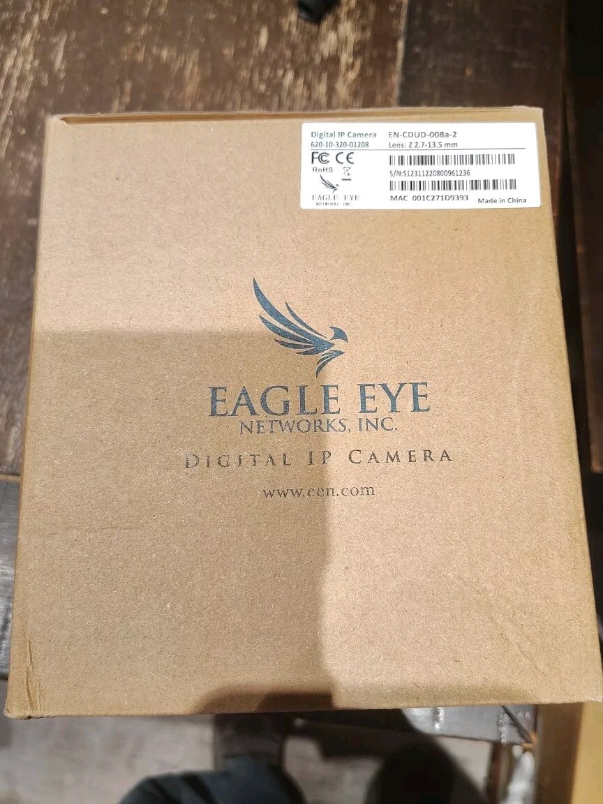 Eagle Eye Networks Digital IP Camera EN-CDUD-008a 2.7-13.5 mm Lens NEW OPEN BOX