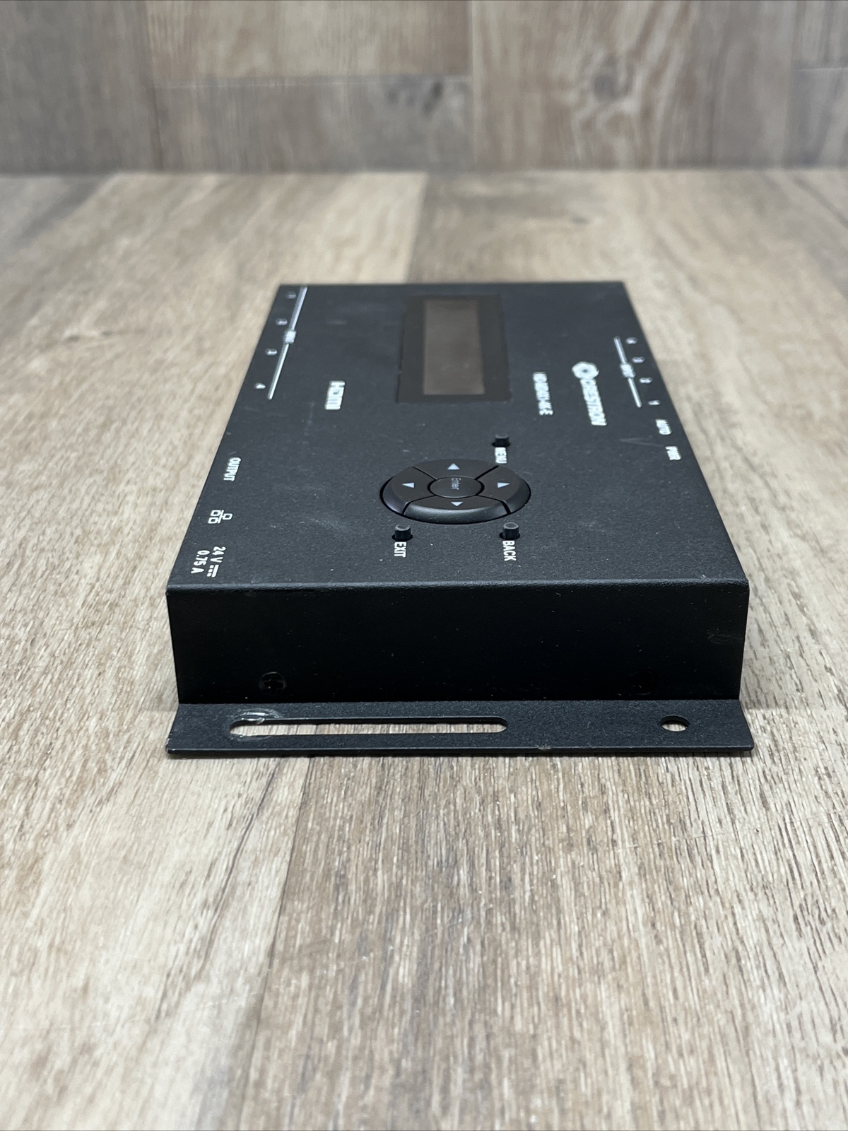Crestron HD-MD4X1-4K-E 4×1 4K HDMI Switcher No power supply