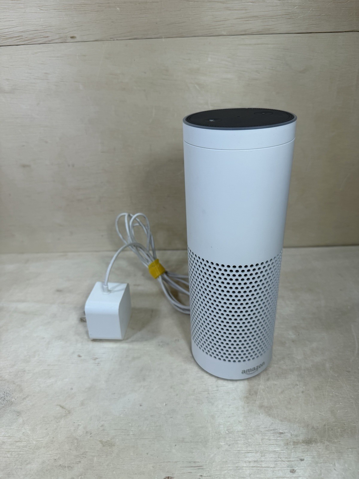 Amazon Echo 1st Generation White Bluetooth Alexa-Enabled Smart Speaker SK705DI