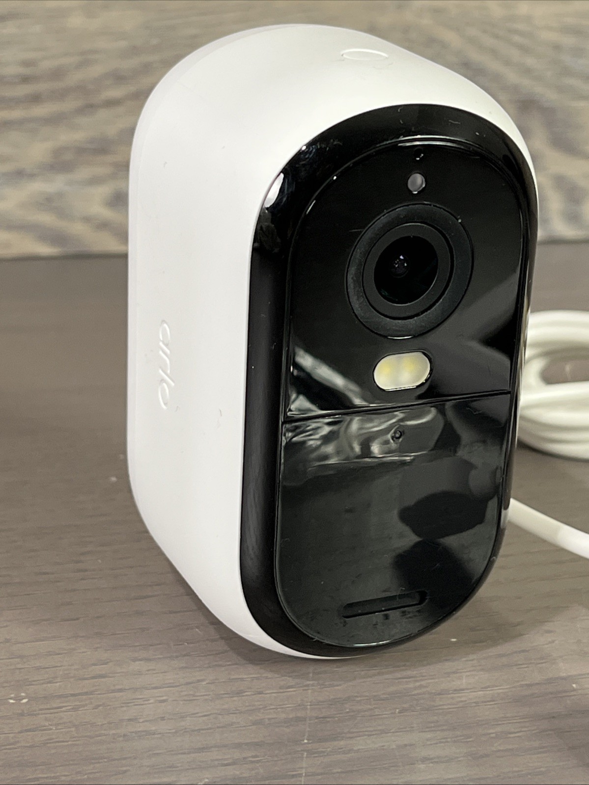 Arlo Essentials Add On 2K SecurityCamera, VMC3050, w/Solar Panel VMA6600