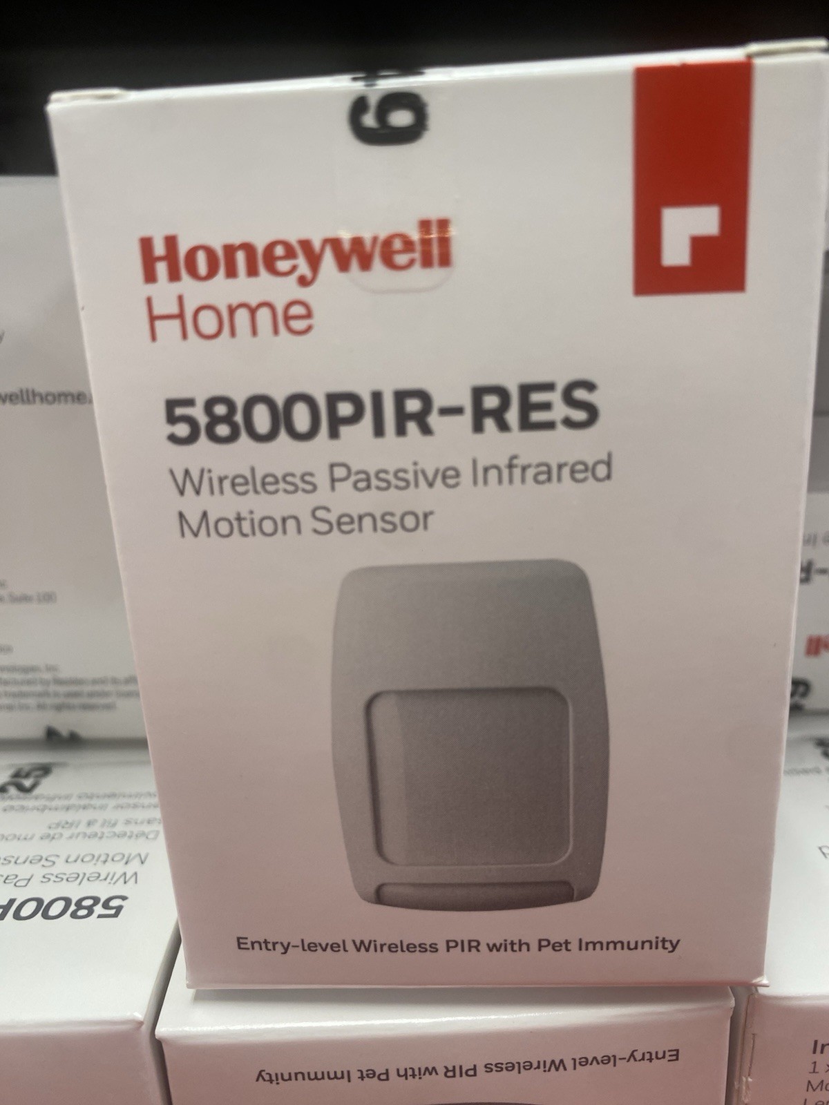 NEW Honeywell Home 5800PIR-RES Entry-Level Wireless PIR Motion Sensor with Pet