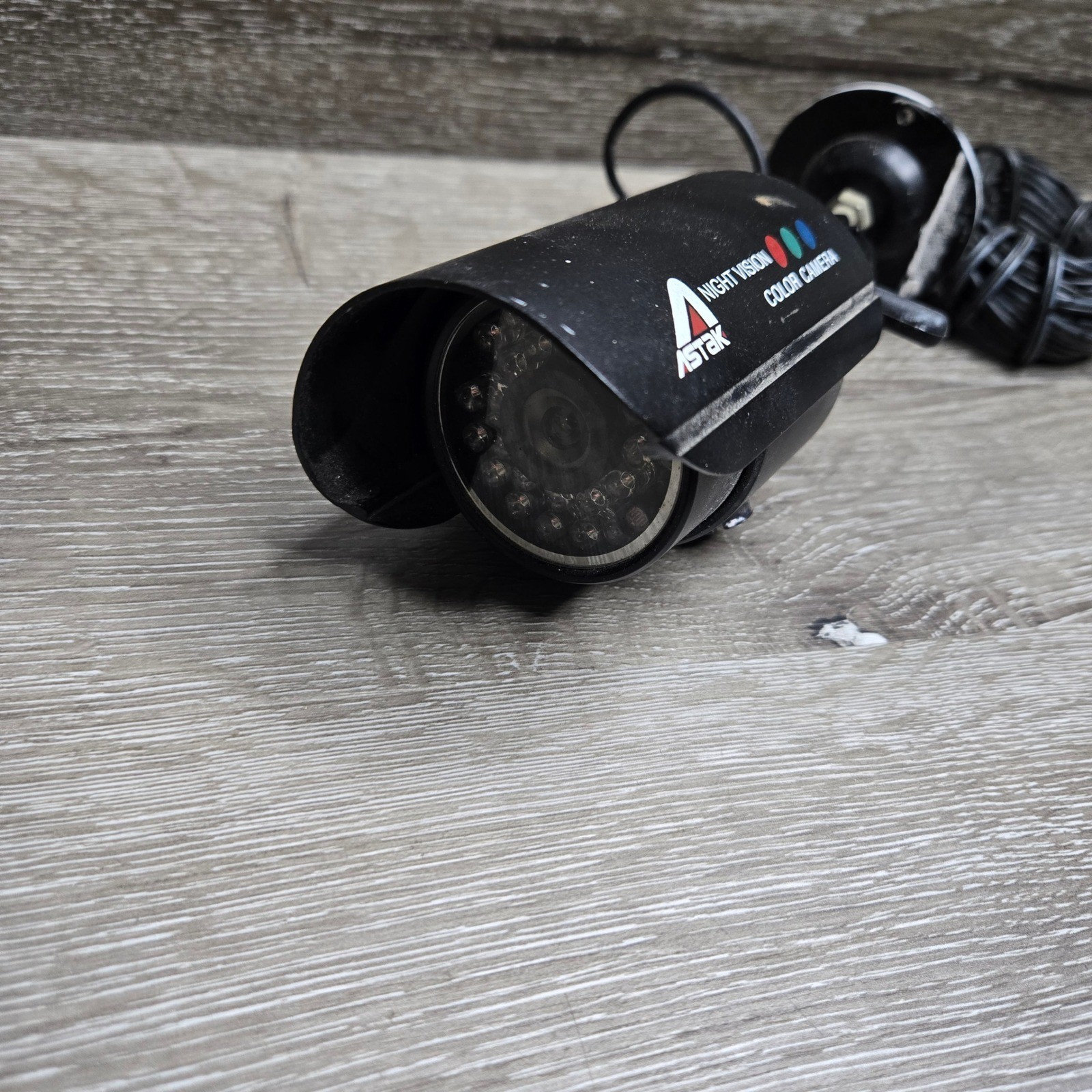 Acoustic Research AW825 Wireless Audio Transmitter and Color Night Vision Camera